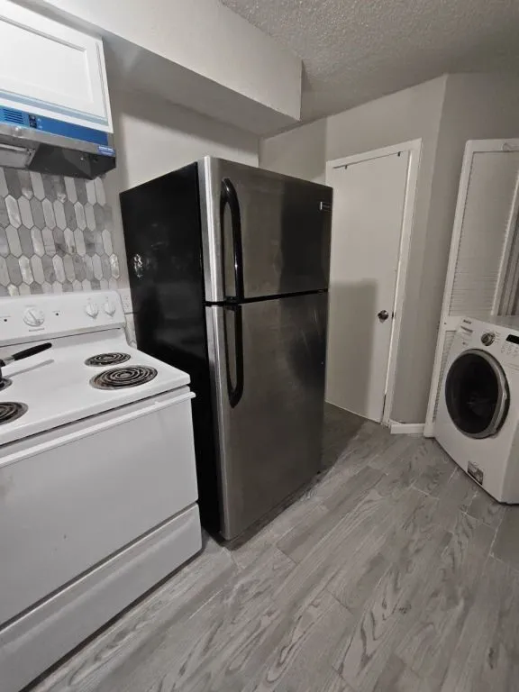 Condominium For Sale in Dallas County , 9696 Walnut Street 1201, Dallas, Texas 75243, 2 Bedroom, 2 Bathroom, Garage spaces, 903 Sqft, built in 1981, mls#21295323, Real Estate Agent in Dallas, Homes For Sale in Dallas county, Homes For Sale in Dallas, Realtor in Dallas Texas, Real Estate Brokerage Independent Realty Texas, Luminita Cordes Realtor