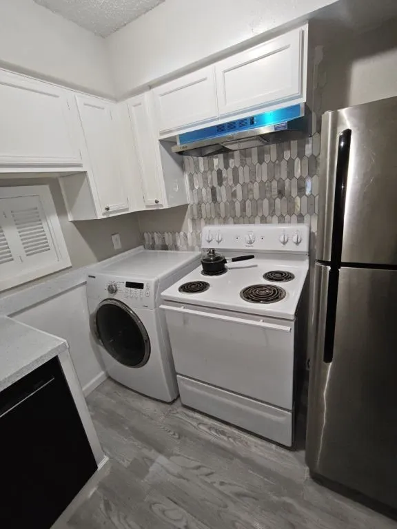 Condominium For Sale in Dallas County , 9696 Walnut Street 1201, Dallas, Texas 75243, 2 Bedroom, 2 Bathroom, Garage spaces, 903 Sqft, built in 1981, mls#21295323, Real Estate Agent in Dallas, Homes For Sale in Dallas county, Homes For Sale in Dallas, Realtor in Dallas Texas, Real Estate Brokerage Independent Realty Texas, Luminita Cordes Realtor