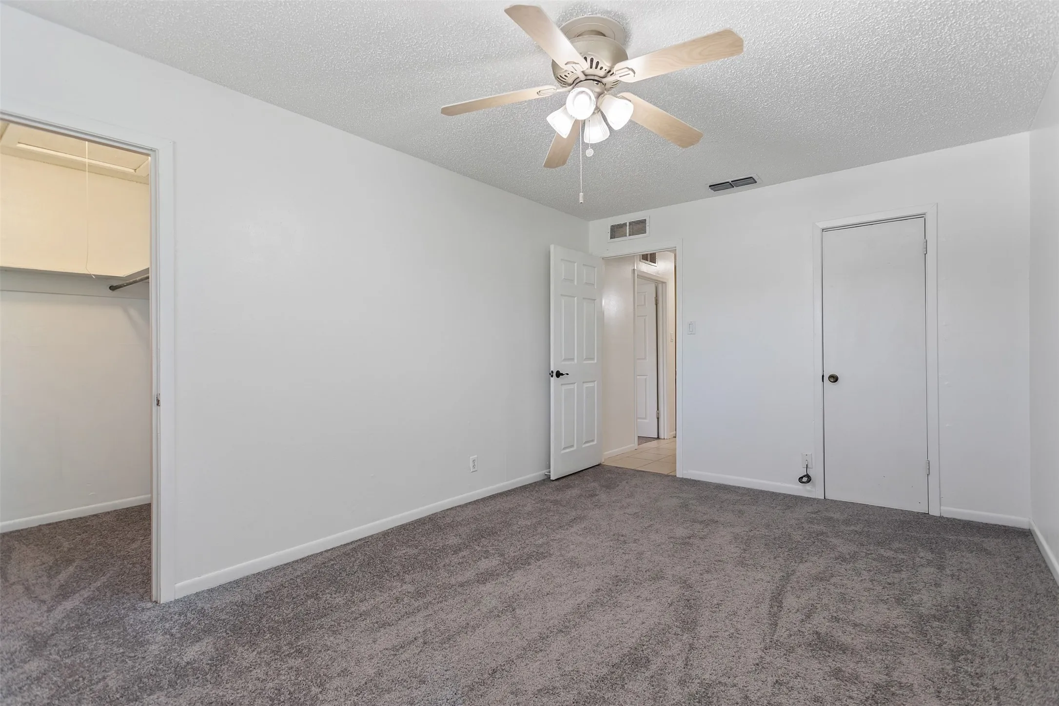 Duplex For Sale in Smith County , 2228 Aberdeen Drive 2226, Tyler, Texas 75703, 12 Bedroom, 4 Bathroom, Garage spaces, 0 Sqft, built in 1976, Price $605,000, mls#21295352, Real Estate Agent in Tyler, Homes For Sale in Smith county, Homes For Sale in Tyler, Realtor in Tyler Texas, Real Estate Brokerage Independent Realty Texas, Luminita Cordes Realtor