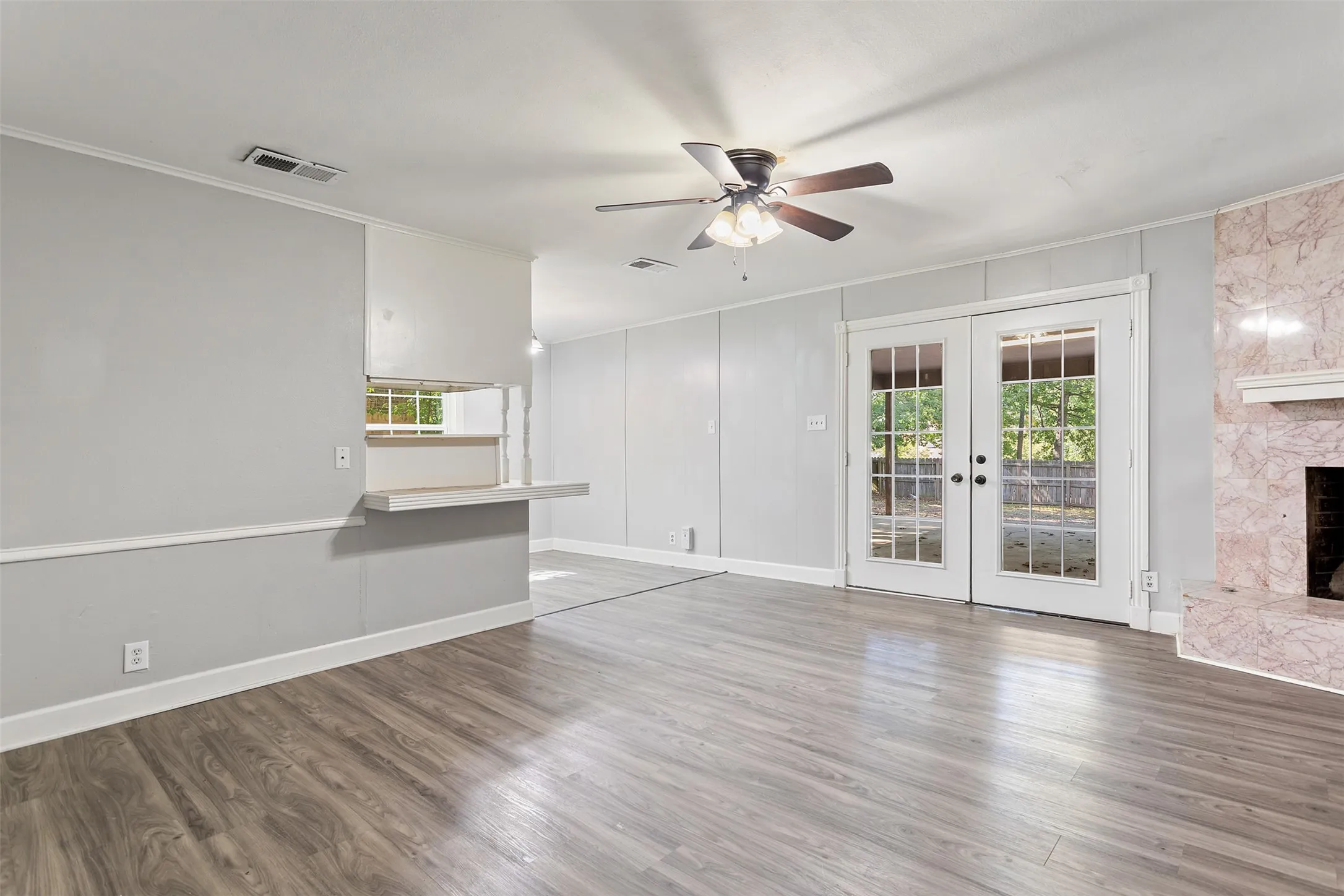 Duplex For Sale in Smith County , 2228 Aberdeen Drive 2226, Tyler, Texas 75703, 12 Bedroom, 4 Bathroom, Garage spaces, 0 Sqft, built in 1976, Price $605,000, mls#21295352, Real Estate Agent in Tyler, Homes For Sale in Smith county, Homes For Sale in Tyler, Realtor in Tyler Texas, Real Estate Brokerage Independent Realty Texas, Luminita Cordes Realtor
