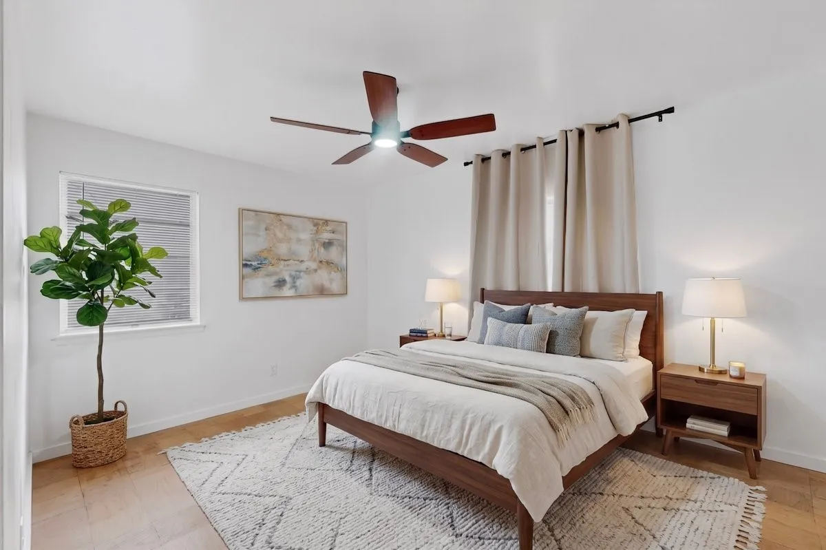 Single Family Residence For Sale in Dallas County , 2217 52nd Street, Dallas, Texas 75216, 3 Bedroom, 2 Bathroom, Garage spaces, 1,712 Sqft, built in 1960, mls#21295287, Real Estate Agent in Dallas, Homes For Sale in Dallas county, Homes For Sale in Dallas, Realtor in Dallas Texas, Real Estate Brokerage Independent Realty Texas, Luminita Cordes Realtor
