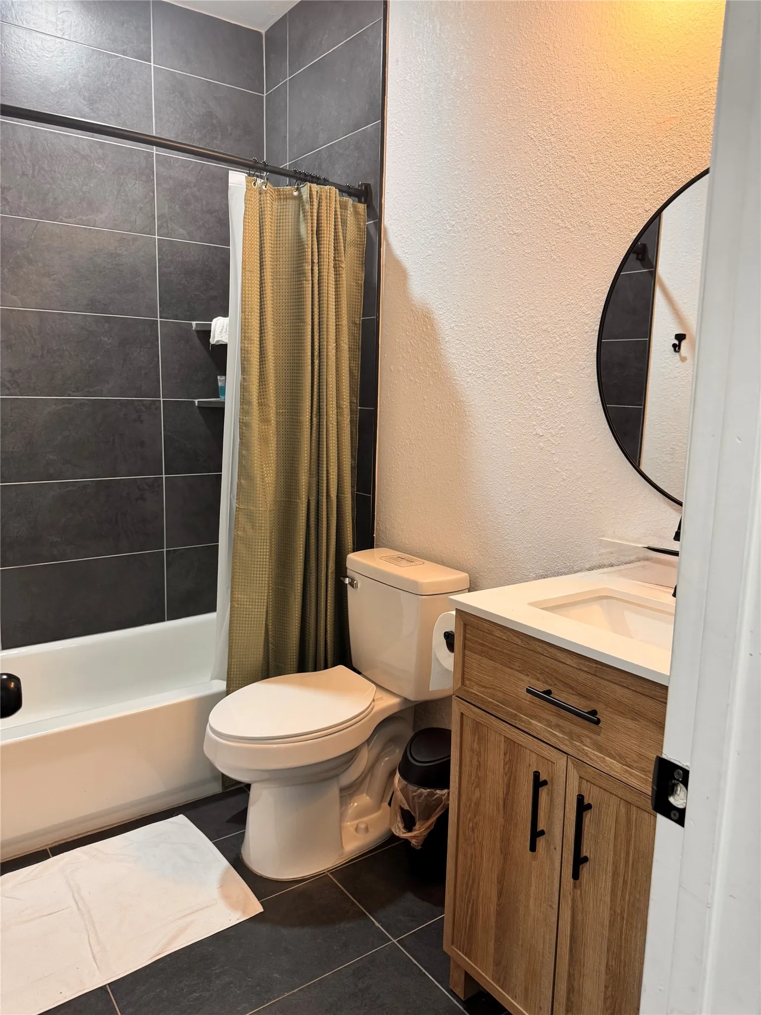 Single Family Residence For Rent in Tarrant County , 2005 May Street, Fort Worth, Texas 76110, 4 Bedroom, 3 Bathroom, Garage spaces, 1,509 Sqft, built in 1929, mls#21288758, Real Estate Agent in Fort Worth, Homes For Rent in Tarrant county, Homes For Rent in Fort Worth, Realtor in Fort Worth Texas, Real Estate Brokerage Independent Realty Texas, Luminita Cordes Realtor