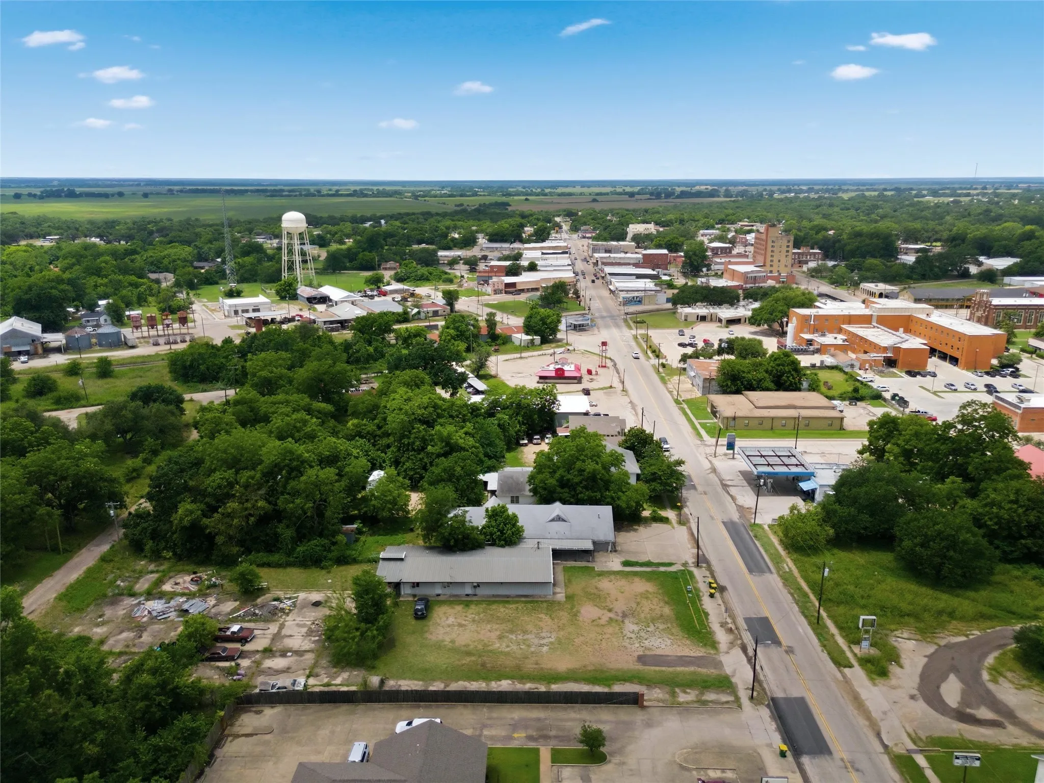 For Sale in Falls County , 408 Live Oak St Street, Marlin, Texas 76661, 0, 0, Garage spaces, 0 Sqft, built in 0, mls#21295394, Real Estate Agent in Marlin, Homes For Sale in Falls county, Homes For Sale in Marlin, Realtor in Marlin Texas, Real Estate Brokerage Independent Realty Texas, Luminita Cordes Realtor