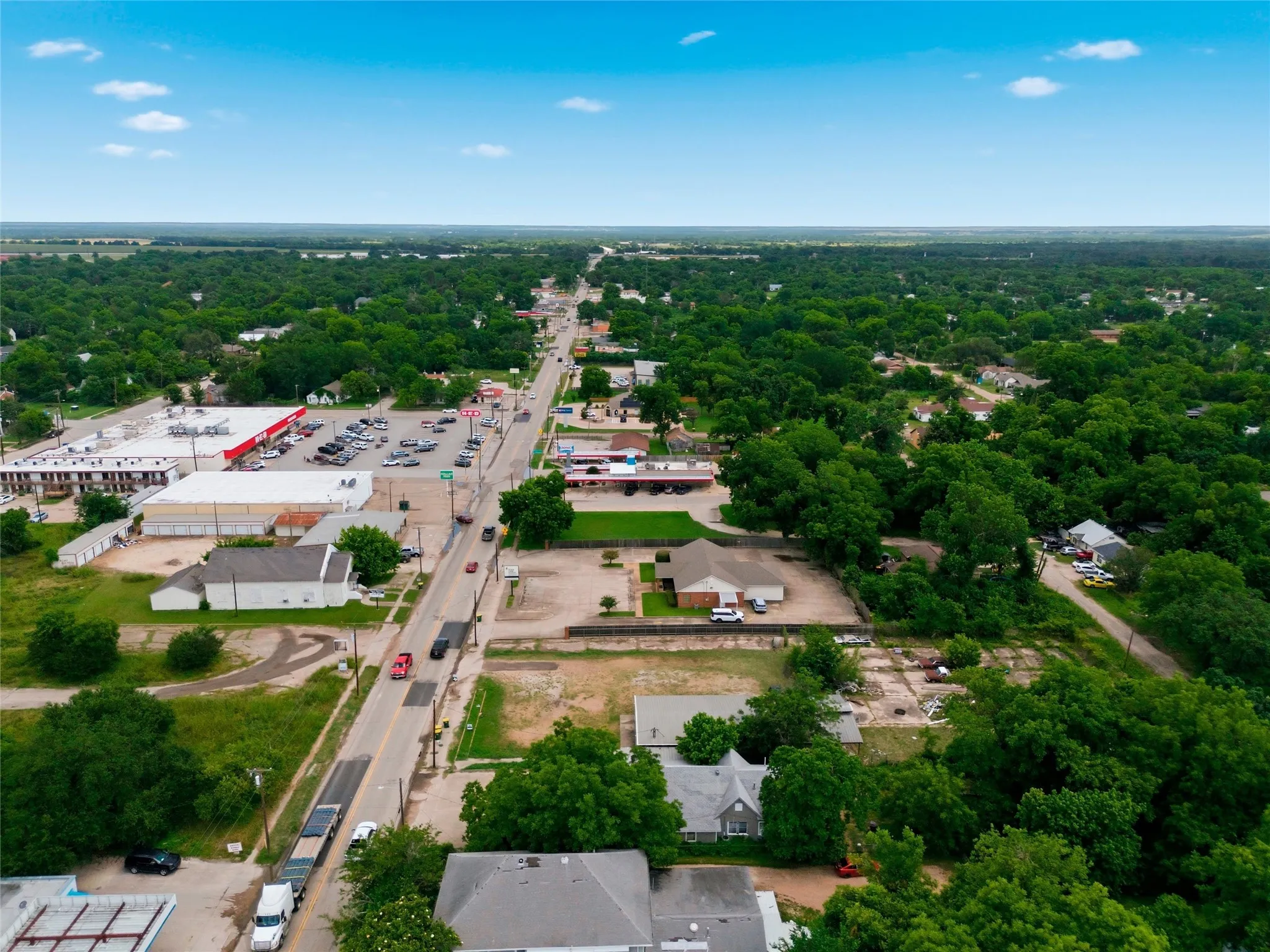 For Sale in Falls County , 408 Live Oak St Street, Marlin, Texas 76661, 0, 0, Garage spaces, 0 Sqft, built in 0, mls#21295394, Real Estate Agent in Marlin, Homes For Sale in Falls county, Homes For Sale in Marlin, Realtor in Marlin Texas, Real Estate Brokerage Independent Realty Texas, Luminita Cordes Realtor