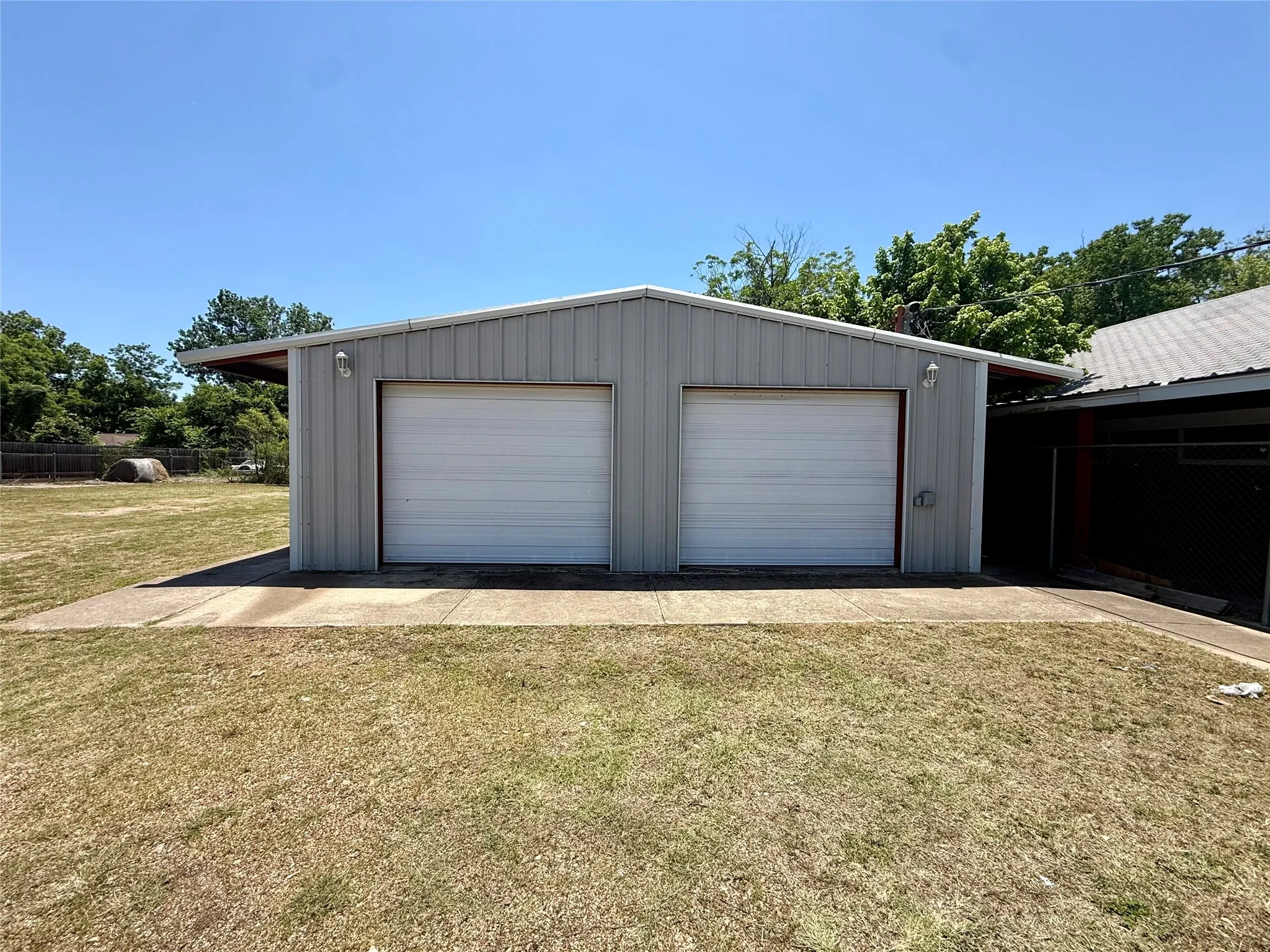For Sale in Falls County , 408 Live Oak St Street, Marlin, Texas 76661, 0, 0, Garage spaces, 0 Sqft, built in 0, mls#21295394, Real Estate Agent in Marlin, Homes For Sale in Falls county, Homes For Sale in Marlin, Realtor in Marlin Texas, Real Estate Brokerage Independent Realty Texas, Luminita Cordes Realtor