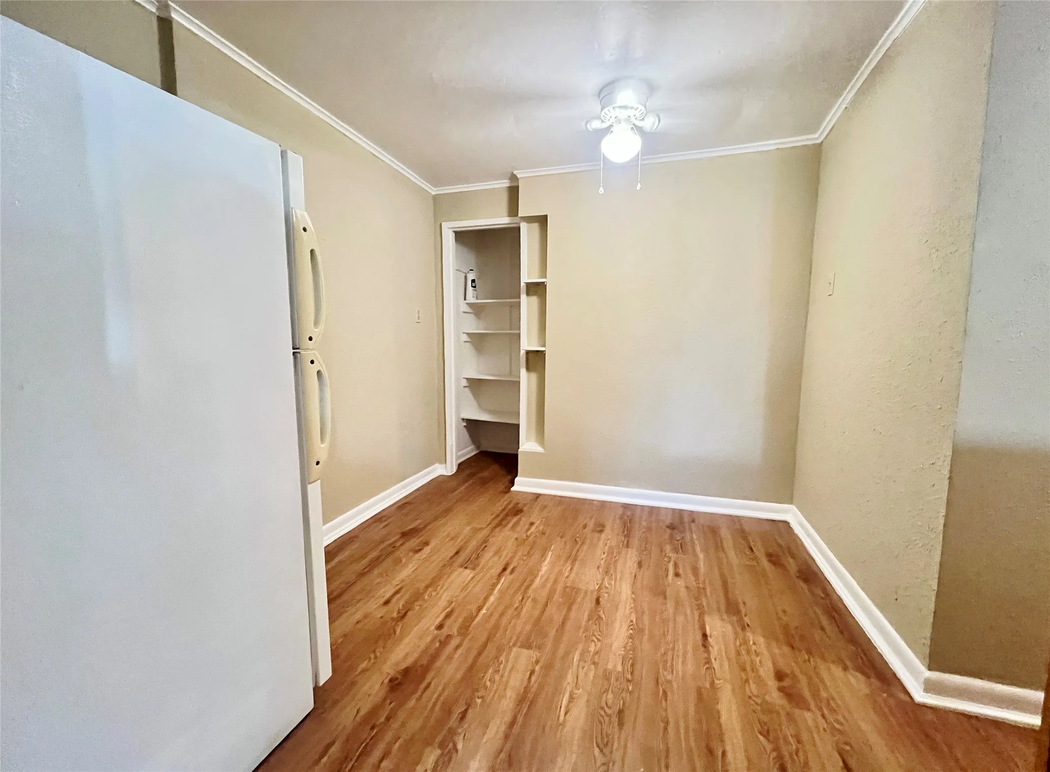Apartment For Rent in Denton County , 315 Normal Street C, Denton, Texas 76201, 1 Bedroom, 1 Bathroom, Garage spaces, 504 Sqft, built in 1925, Price $1,000, mls#21295256, Real Estate Agent in Denton, Homes For Rent in Denton county, Homes For Rent in Denton, Realtor in Denton Texas, Real Estate Brokerage Independent Realty Texas, Luminita Cordes Realtor