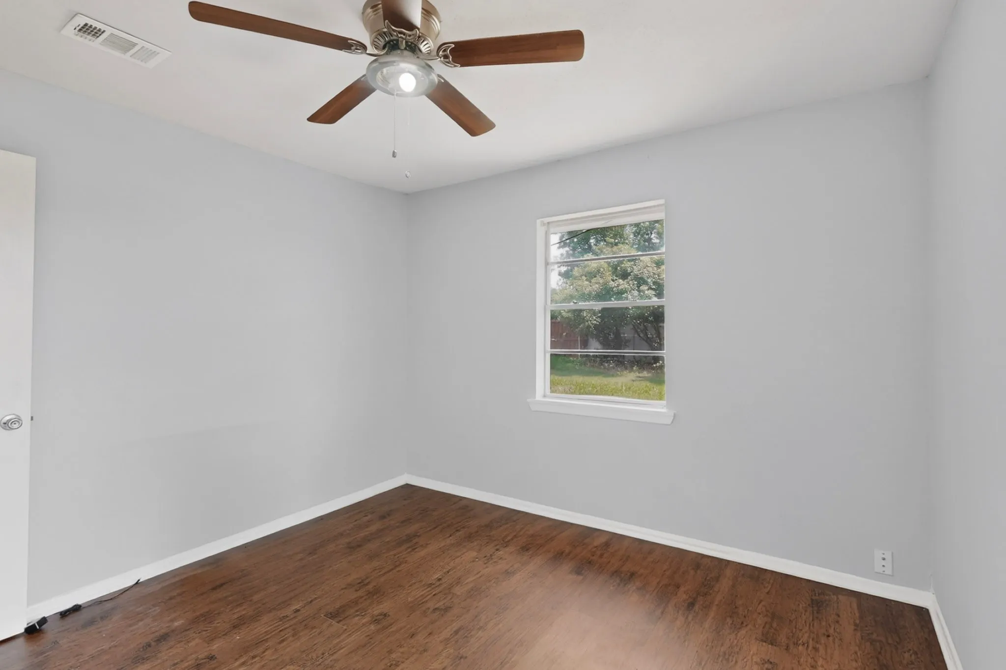 Single Family Residence For Rent in Collin County , 4330 FM 75 Road, Princeton, Texas 75407, 4 Bedroom, 2 Bathroom, 2 Garage spaces, 1,832 Sqft, built in 1965, mls#21295437, Real Estate Agent in Princeton, Homes For Rent in Collin county, Homes For Rent in Princeton, Realtor in Princeton Texas, Real Estate Brokerage Independent Realty Texas, Luminita Cordes Realtor