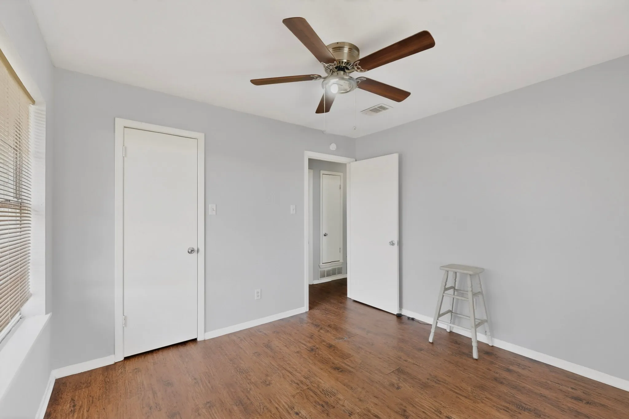 Single Family Residence For Rent in Collin County , 4330 FM 75 Road, Princeton, Texas 75407, 4 Bedroom, 2 Bathroom, 2 Garage spaces, 1,832 Sqft, built in 1965, mls#21295437, Real Estate Agent in Princeton, Homes For Rent in Collin county, Homes For Rent in Princeton, Realtor in Princeton Texas, Real Estate Brokerage Independent Realty Texas, Luminita Cordes Realtor