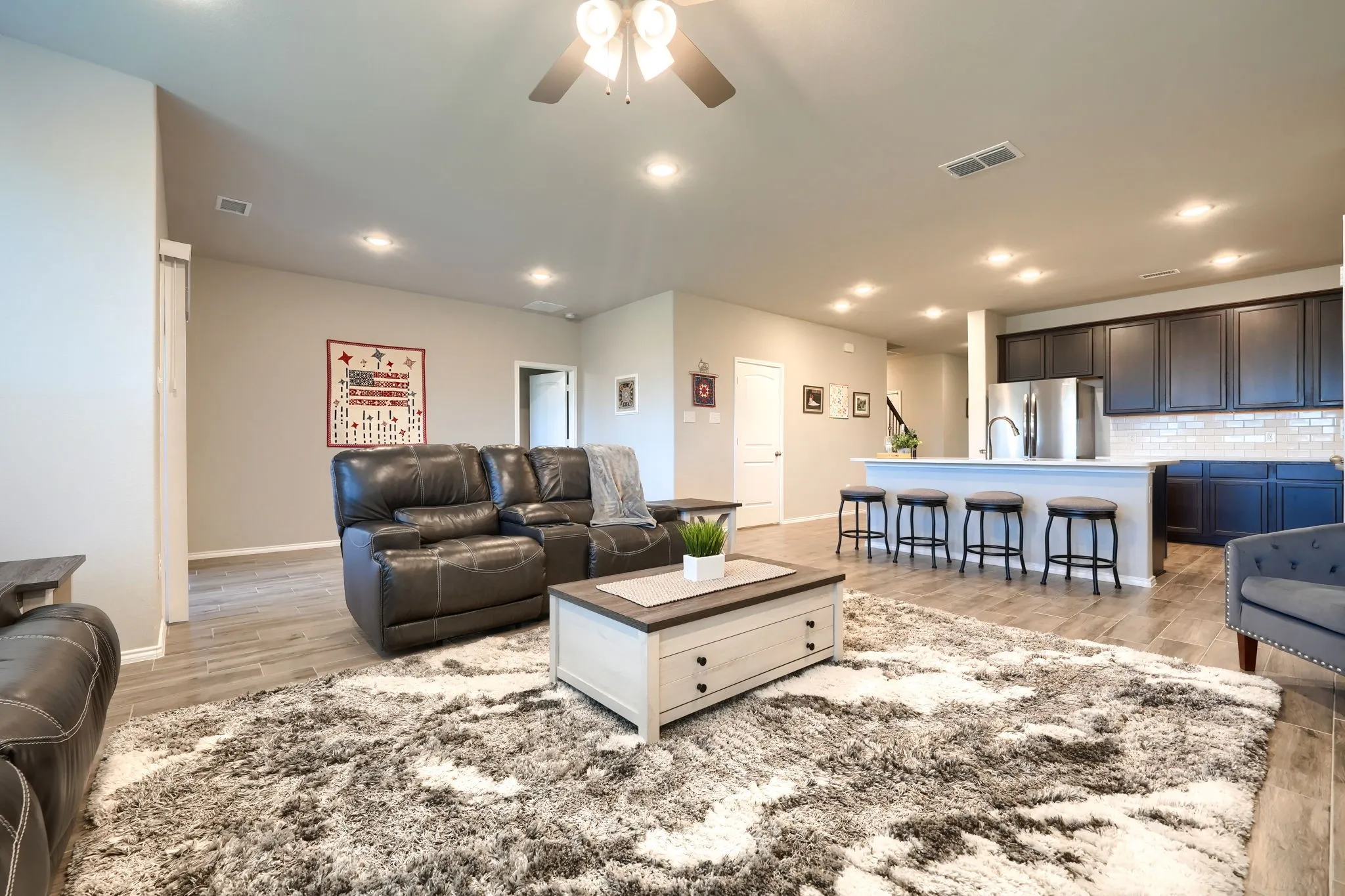 Single Family Residence For Sale in Kaufman County , 3805 S Courtney Court, Heartland, Texas 75126, 4 Bedroom, 3 Bathroom, 2 Garage spaces, 2,629 Sqft, built in 2021, mls#21295122, Real Estate Agent in Heartland, Homes For Sale in Kaufman county, Homes For Sale in Heartland, Realtor in Heartland Texas, Real Estate Brokerage Independent Realty Texas, Luminita Cordes Realtor