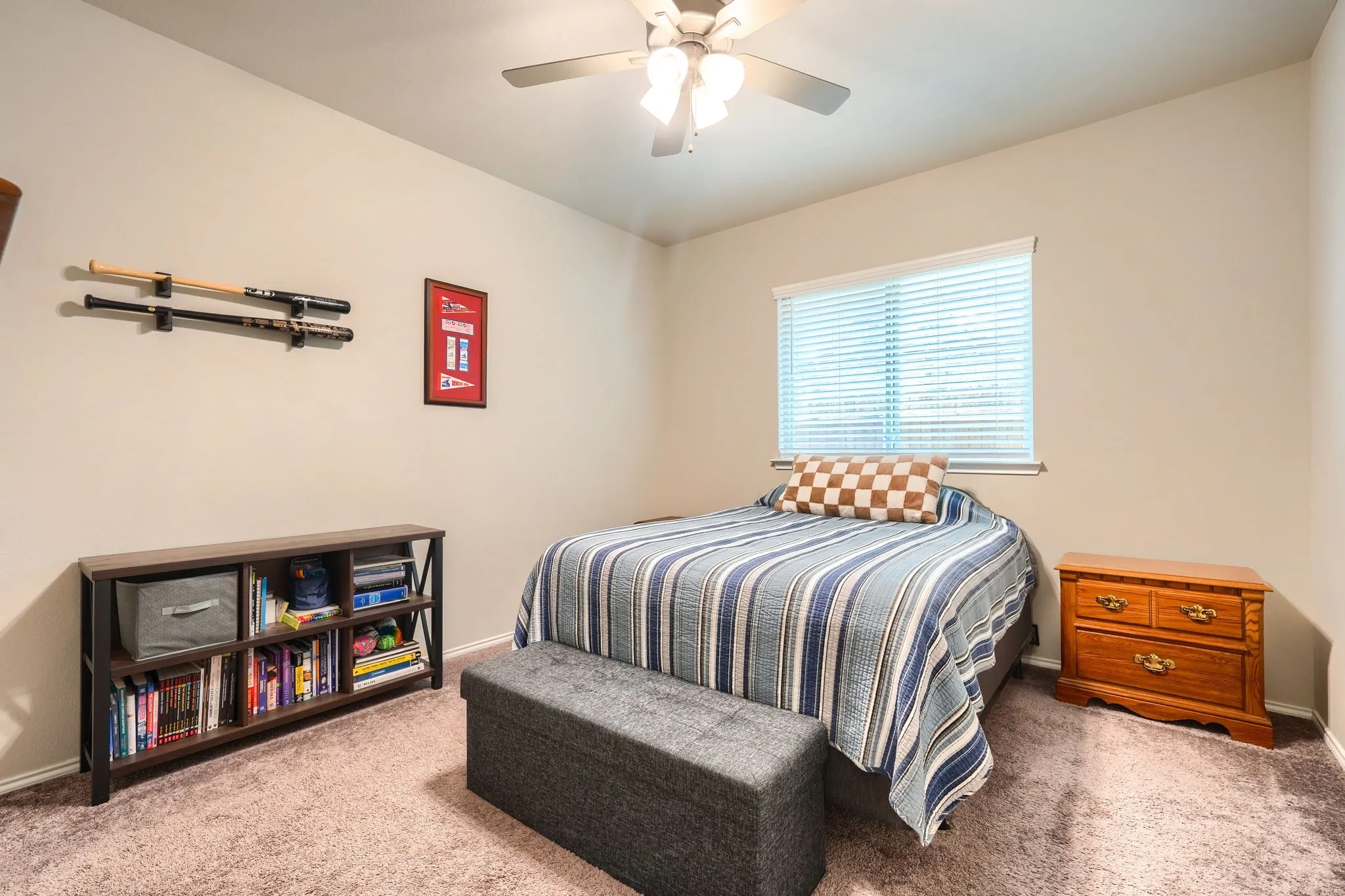 Single Family Residence For Sale in Kaufman County , 3805 S Courtney Court, Heartland, Texas 75126, 4 Bedroom, 3 Bathroom, 2 Garage spaces, 2,629 Sqft, built in 2021, mls#21295122, Real Estate Agent in Heartland, Homes For Sale in Kaufman county, Homes For Sale in Heartland, Realtor in Heartland Texas, Real Estate Brokerage Independent Realty Texas, Luminita Cordes Realtor