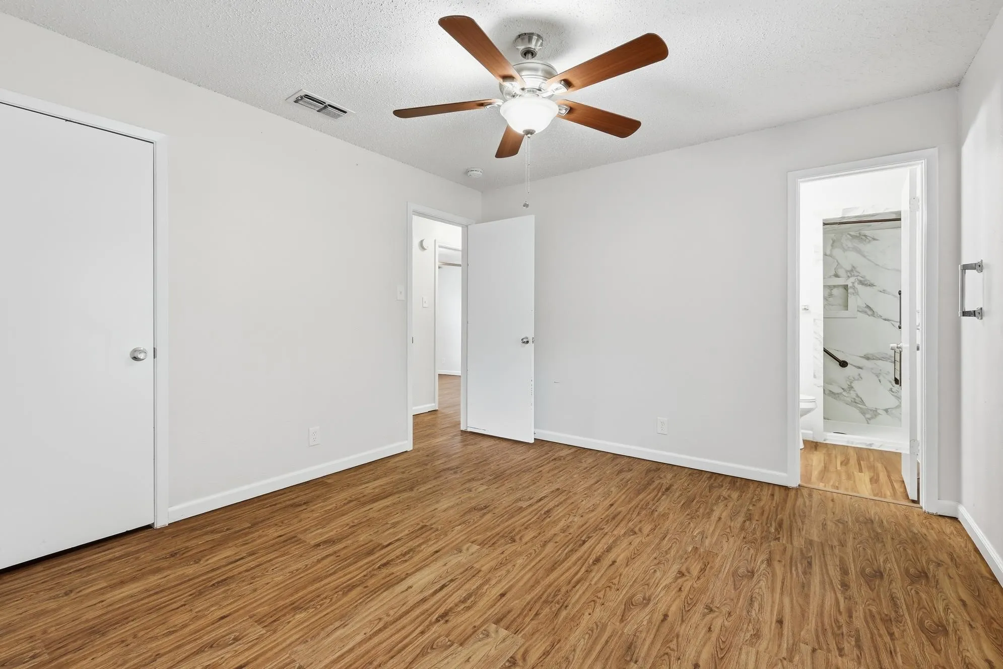 Single Family Residence For Sale in Tarrant County , 6536 Windrock, Watauga, Texas 76148, 3 Bedrooms, 2 Bathrooms, 2 Garage spaces, 1,173 Sqft, built in 1976, Price $274,900, mls#21290663, Real Estate Agent in Watauga, Homes For Sale in Tarrant county, Homes For Sale in Watauga, Realtor in Watauga Texas, Real Estate Brokerage Independent Realty Texas, Luminita Cordes Realtor