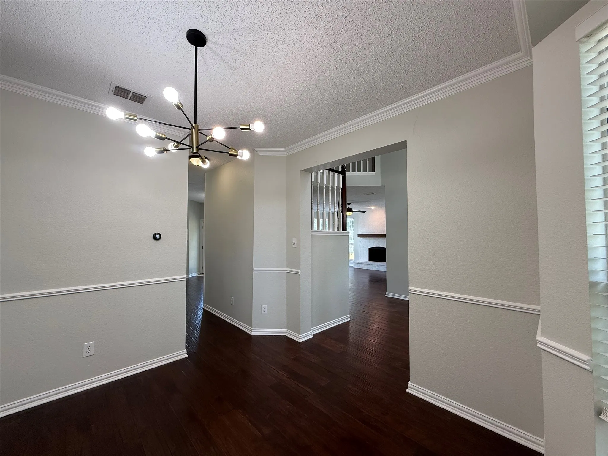 Single Family Residence For Rent in Collin County , 10700 Jackson, Frisco, Texas 75035, 3 Bedroom, 3 Bathroom, 2 Garage spaces, 2,680 Sqft, built in 1994, mls#21289488, Real Estate Agent in Frisco, Homes For Rent in Collin county, Homes For Rent in Frisco, Realtor in Frisco Texas, Real Estate Brokerage Independent Realty Texas, Luminita Cordes Realtor