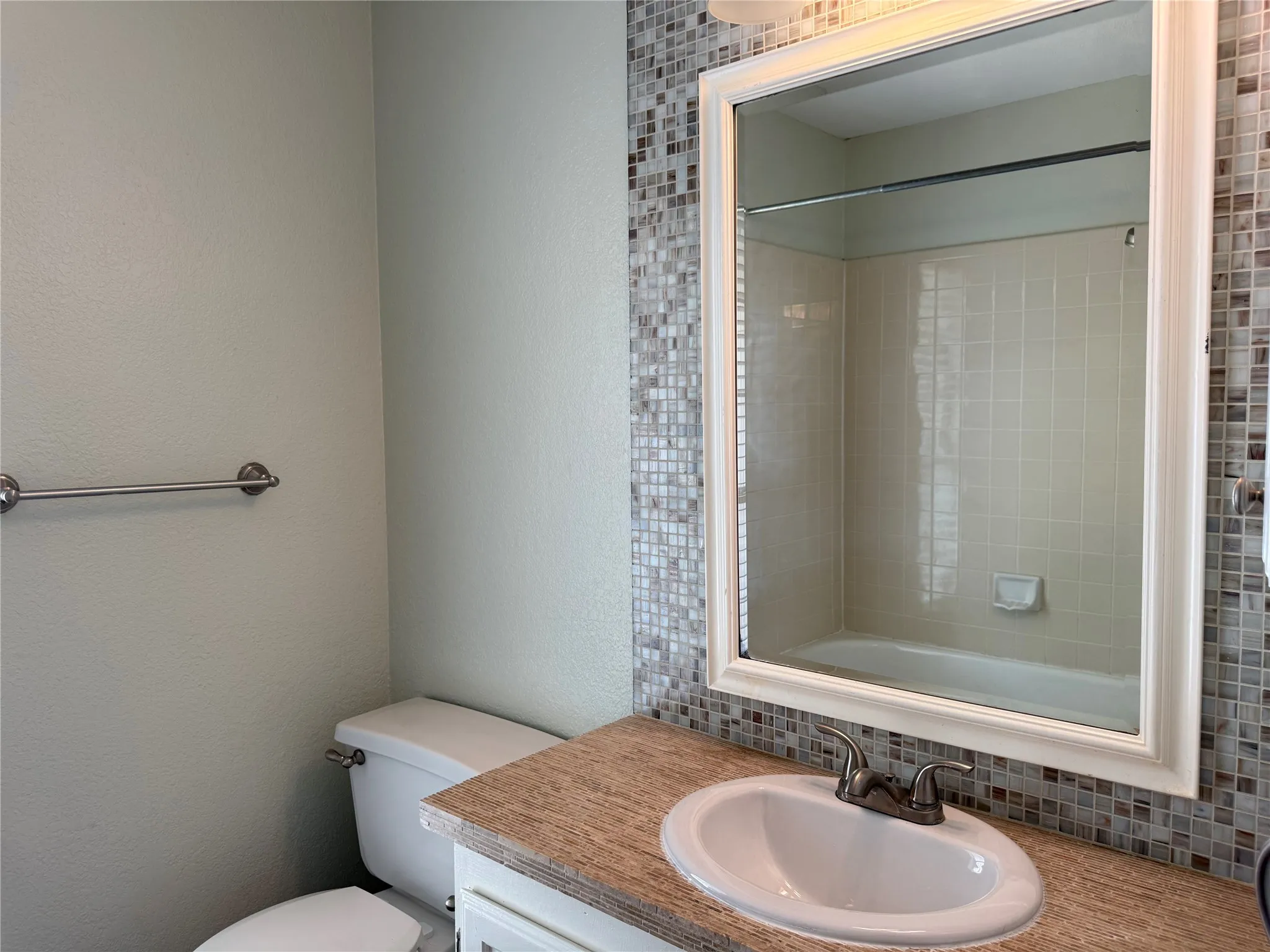 Single Family Residence For Rent in Collin County , 10700 Jackson, Frisco, Texas 75035, 3 Bedroom, 3 Bathroom, 2 Garage spaces, 2,680 Sqft, built in 1994, mls#21289488, Real Estate Agent in Frisco, Homes For Rent in Collin county, Homes For Rent in Frisco, Realtor in Frisco Texas, Real Estate Brokerage Independent Realty Texas, Luminita Cordes Realtor
