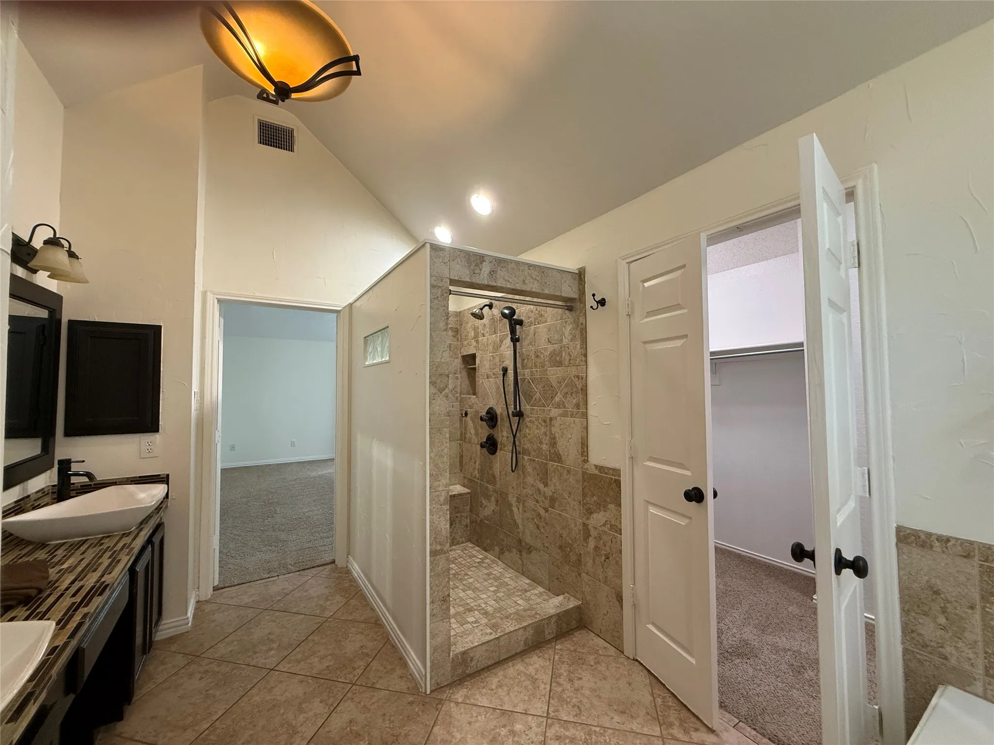 Single Family Residence For Rent in Collin County , 10700 Jackson, Frisco, Texas 75035, 3 Bedroom, 3 Bathroom, 2 Garage spaces, 2,680 Sqft, built in 1994, mls#21289488, Real Estate Agent in Frisco, Homes For Rent in Collin county, Homes For Rent in Frisco, Realtor in Frisco Texas, Real Estate Brokerage Independent Realty Texas, Luminita Cordes Realtor