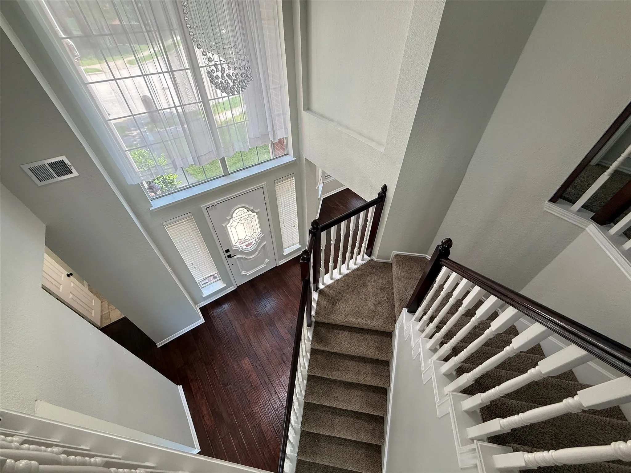 Single Family Residence For Rent in Collin County , 10700 Jackson, Frisco, Texas 75035, 3 Bedroom, 3 Bathroom, 2 Garage spaces, 2,680 Sqft, built in 1994, mls#21289488, Real Estate Agent in Frisco, Homes For Rent in Collin county, Homes For Rent in Frisco, Realtor in Frisco Texas, Real Estate Brokerage Independent Realty Texas, Luminita Cordes Realtor