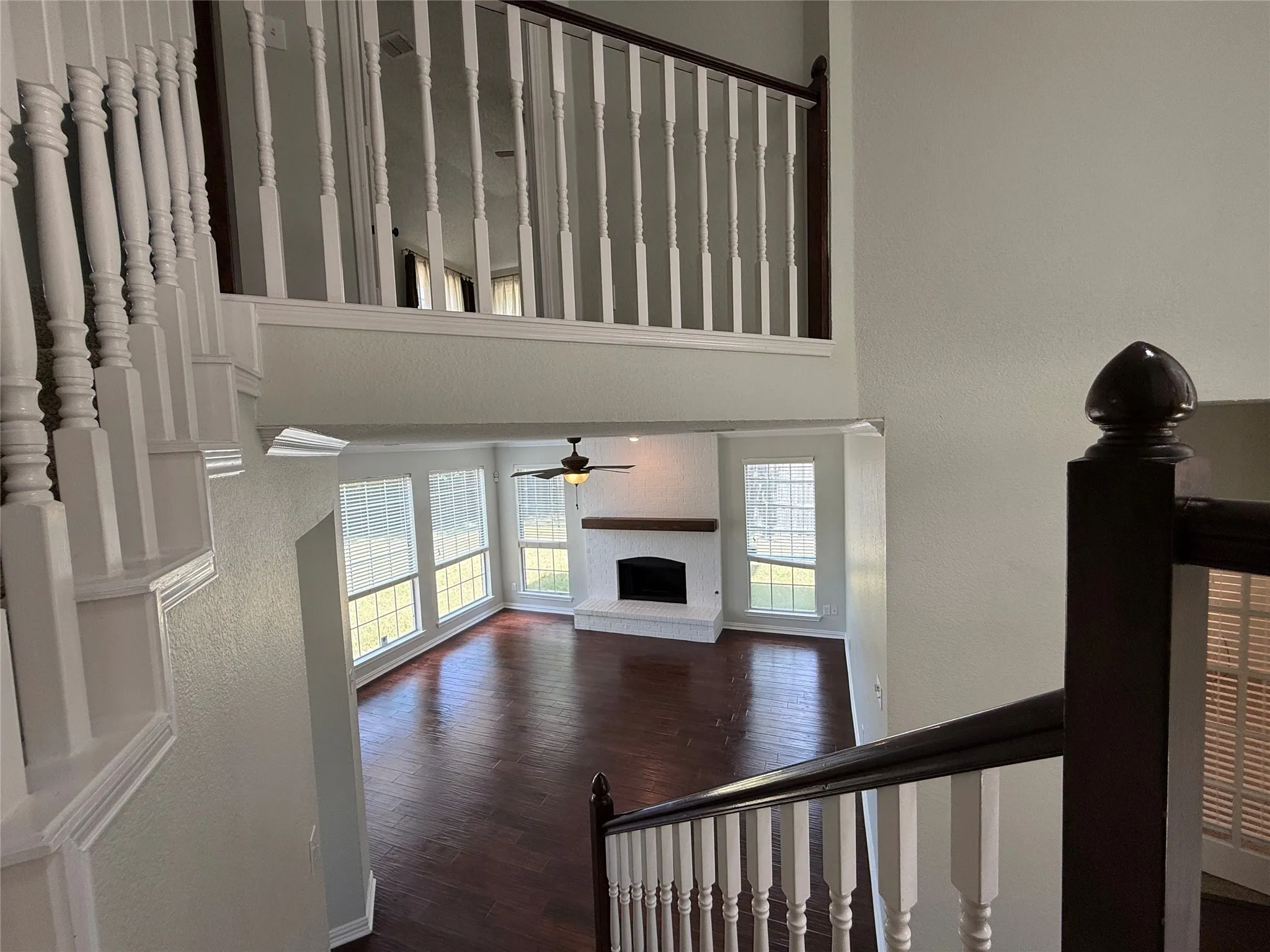 Single Family Residence For Rent in Collin County , 10700 Jackson, Frisco, Texas 75035, 3 Bedroom, 3 Bathroom, 2 Garage spaces, 2,680 Sqft, built in 1994, mls#21289488, Real Estate Agent in Frisco, Homes For Rent in Collin county, Homes For Rent in Frisco, Realtor in Frisco Texas, Real Estate Brokerage Independent Realty Texas, Luminita Cordes Realtor