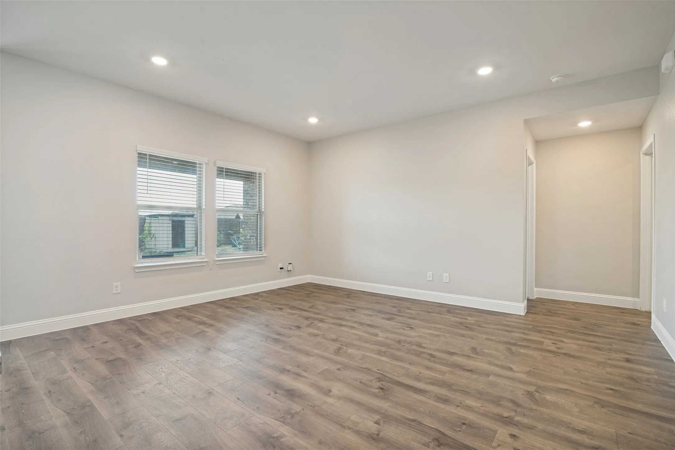 Single Family Residence For Sale in Dallas County , 2910 Rowland Drive, Seagoville, Texas 75159, 3 Bedroom, 2 Bathroom, 2 Garage spaces, 1,450 Sqft, built in 2020, Price $250,000, mls#21287317, Real Estate Agent in Seagoville, Homes For Sale in Dallas county, Homes For Sale in Seagoville, Realtor in Seagoville Texas, Real Estate Brokerage Independent Realty Texas, Luminita Cordes Realtor