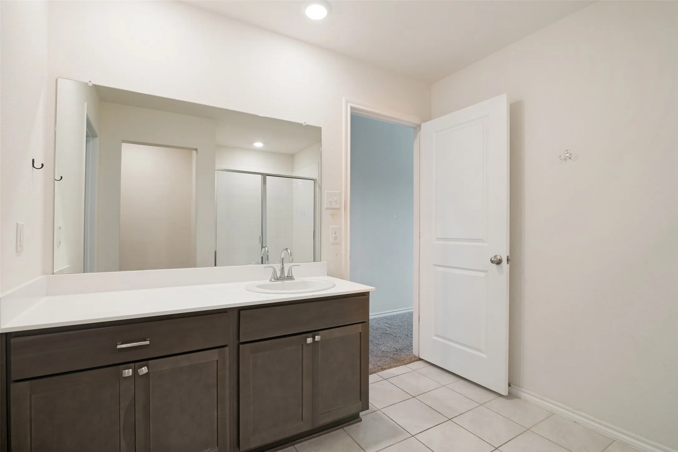 Single Family Residence For Sale in Dallas County , 2910 Rowland Drive, Seagoville, Texas 75159, 3 Bedroom, 2 Bathroom, 2 Garage spaces, 1,450 Sqft, built in 2020, Price $250,000, mls#21287317, Real Estate Agent in Seagoville, Homes For Sale in Dallas county, Homes For Sale in Seagoville, Realtor in Seagoville Texas, Real Estate Brokerage Independent Realty Texas, Luminita Cordes Realtor