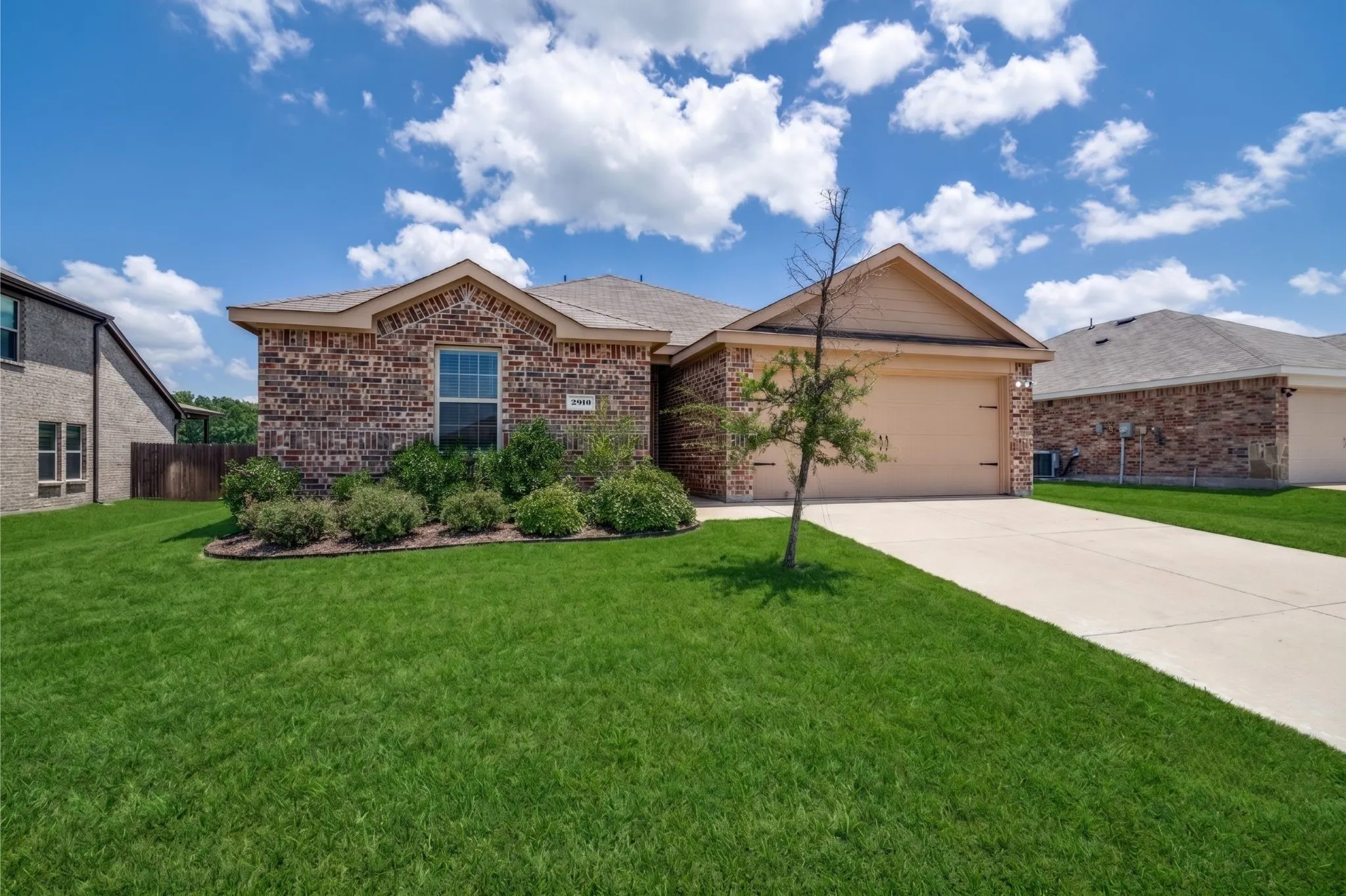 Single Family Residence For Sale in Dallas County , 2910 Rowland Drive, Seagoville, Texas 75159, 3 Bedroom, 2 Bathroom, 2 Garage spaces, 1,450 Sqft, built in 2020, Price $250,000, mls#21287317, Real Estate Agent in Seagoville, Homes For Sale in Dallas county, Homes For Sale in Seagoville, Realtor in Seagoville Texas, Real Estate Brokerage Independent Realty Texas, Luminita Cordes Realtor