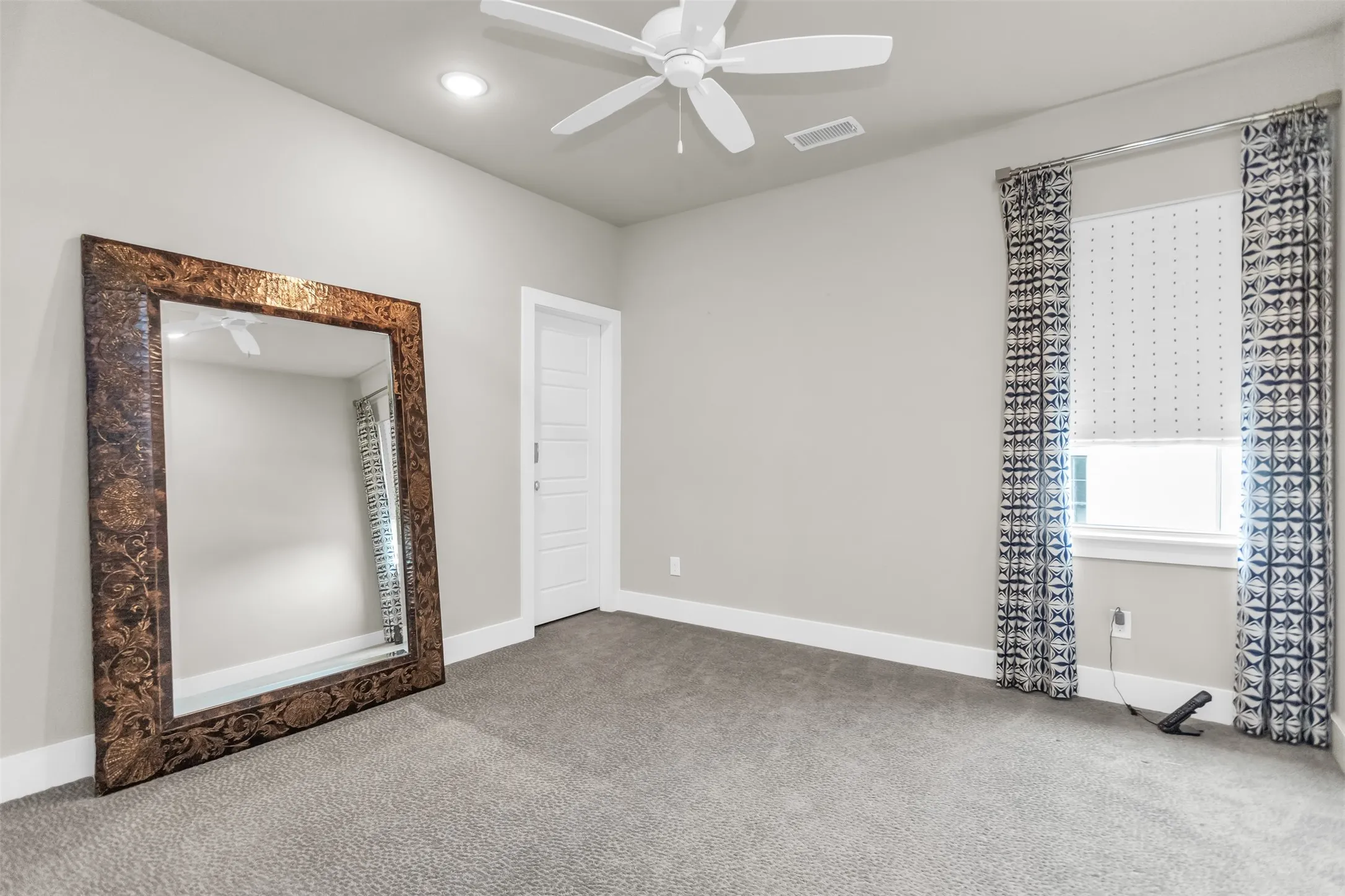 Single Family Residence For Sale in Collin County , 8138 Edgefield Court, Frisco, Texas 75035, 4 Bedroom, 5 Bathroom, 4 Garage spaces, 4,531 Sqft, built in 2019, mls#21284656, Real Estate Agent in Frisco, Homes For Sale in Collin county, Homes For Sale in Frisco, Realtor in Frisco Texas, Real Estate Brokerage Independent Realty Texas, Luminita Cordes Realtor