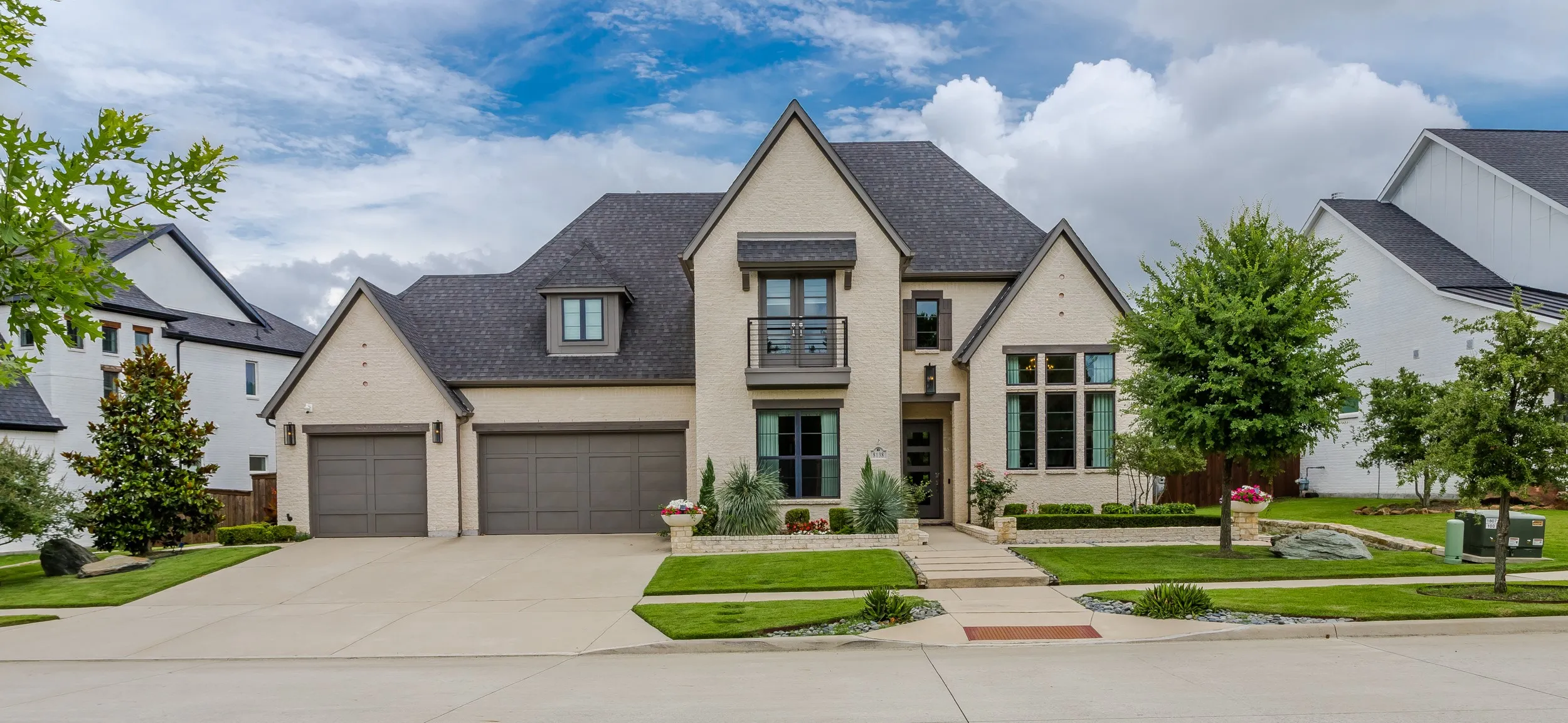 Single Family Residence For Sale in Collin County , 8138 Edgefield Court, Frisco, Texas 75035, 4 Bedroom, 5 Bathroom, 4 Garage spaces, 4,531 Sqft, built in 2019, mls#21284656, Real Estate Agent in Frisco, Homes For Sale in Collin county, Homes For Sale in Frisco, Realtor in Frisco Texas, Real Estate Brokerage Independent Realty Texas, Luminita Cordes Realtor