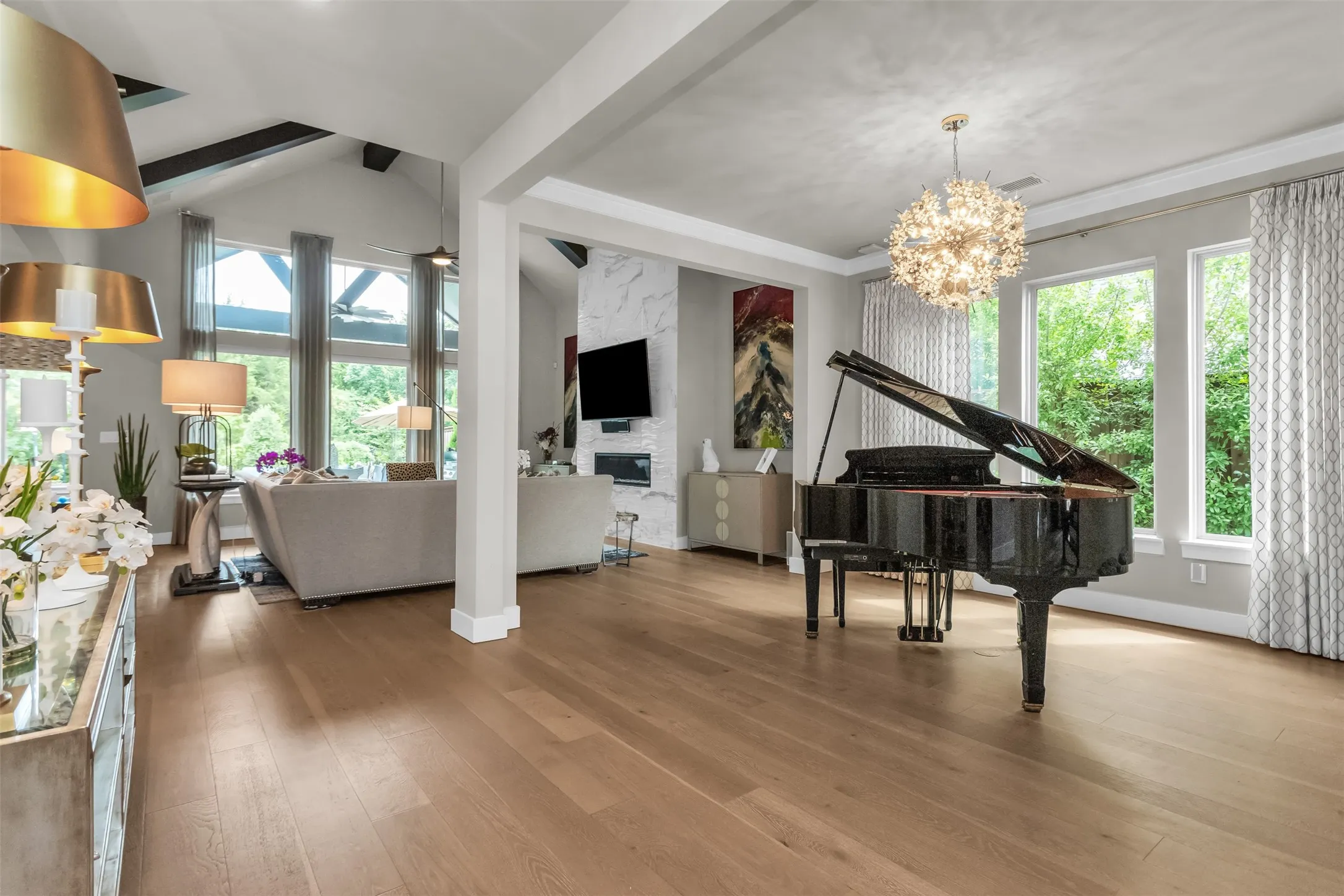 Single Family Residence For Sale in Collin County , 8138 Edgefield Court, Frisco, Texas 75035, 4 Bedroom, 5 Bathroom, 4 Garage spaces, 4,531 Sqft, built in 2019, mls#21284656, Real Estate Agent in Frisco, Homes For Sale in Collin county, Homes For Sale in Frisco, Realtor in Frisco Texas, Real Estate Brokerage Independent Realty Texas, Luminita Cordes Realtor