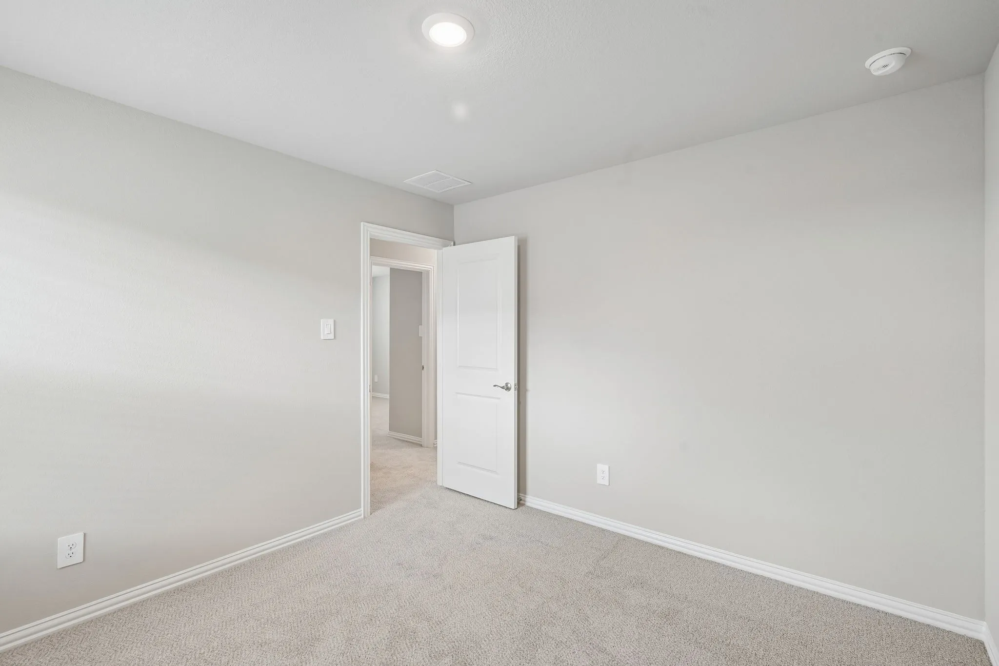 Photo is not of the actual home, but is an inspirational photo of builder’s model home and may depict options, furnishings, and/or decorator features that are not included.