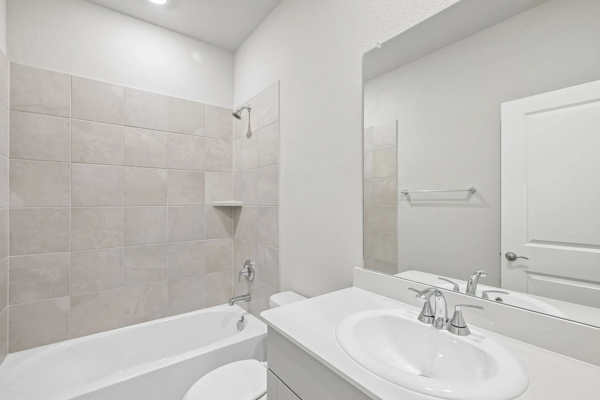 Photo is not of the actual home, but is an inspirational photo of builder’s model home and may depict options, furnishings, and/or decorator features that are not included.