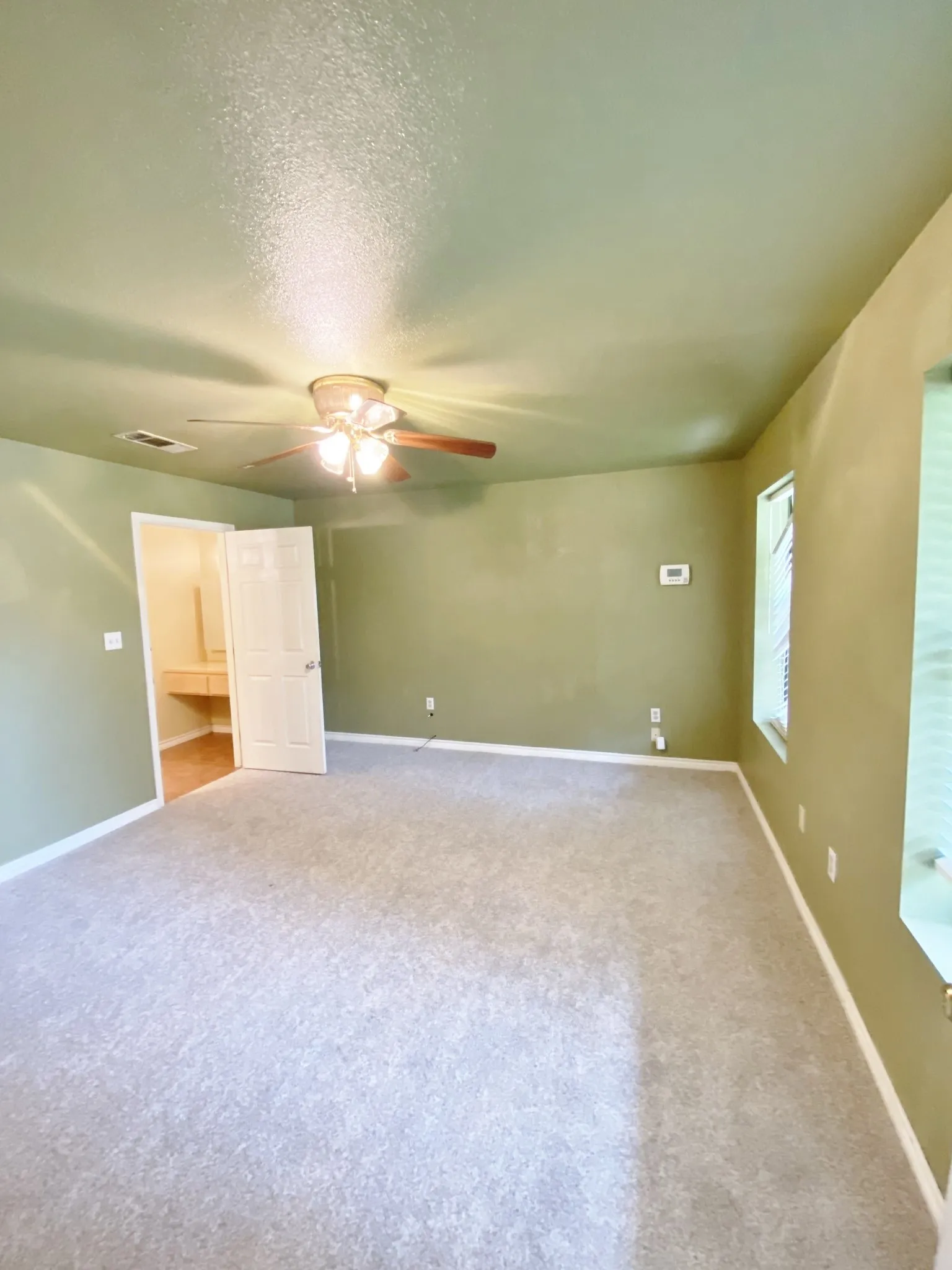 Single Family Residence For Sale in Titus County , 409 CR 3060, Mt Pleasant, Texas 75455, 3 Bedroom, 2 Bathroom, 2 Garage spaces, 1,649 Sqft, built in 2007, mls#21295499, Real Estate Agent in Mt Pleasant, Homes For Sale in Titus county, Homes For Sale in Mt Pleasant, Realtor in Mt Pleasant Texas, Real Estate Brokerage Independent Realty Texas, Luminita Cordes Realtor