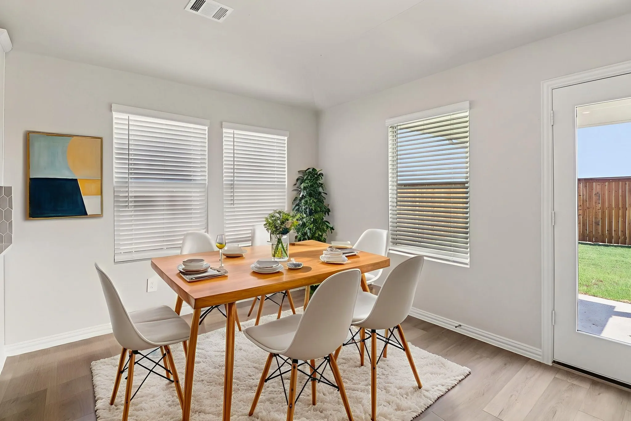 Photo is not of the actual home, but is an inspirational photo of builder’s model home and may depict options, furnishings, and/or decorator features that are not included.