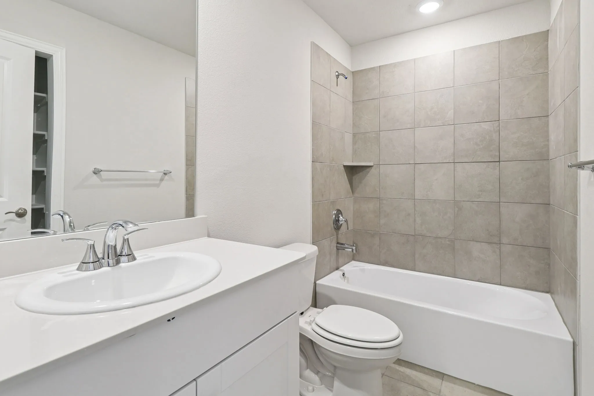 Photo is not of the actual home, but is an inspirational photo of builder’s model home and may depict options, furnishings, and/or decorator features that are not included.
