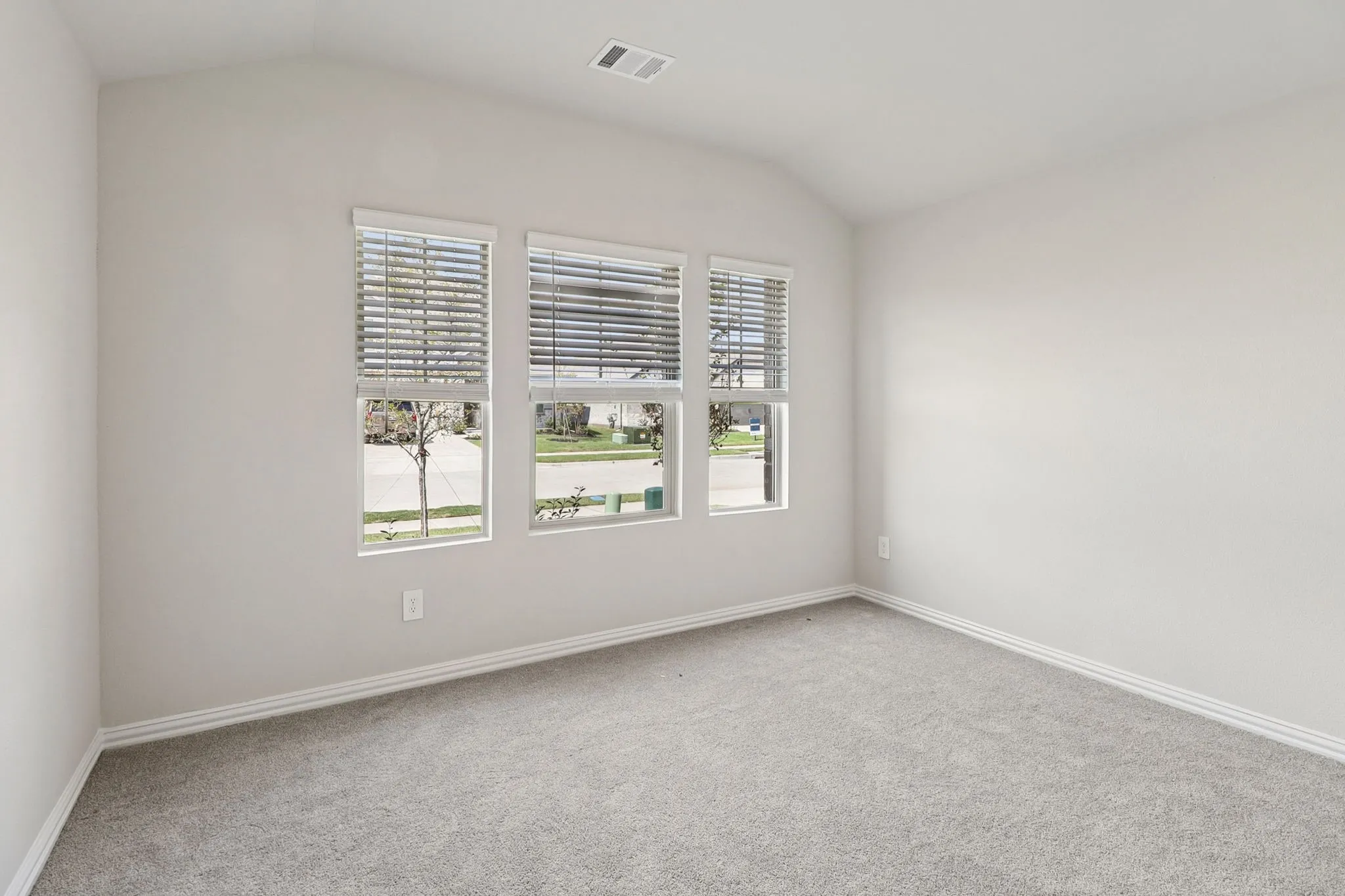 Photo is not of the actual home, but is an inspirational photo of builder’s model home and may depict options, furnishings, and/or decorator features that are not included.