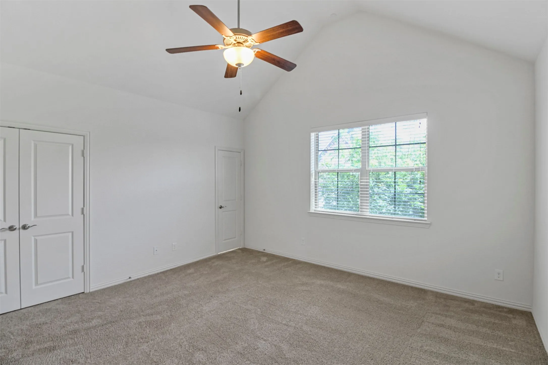 Townhouse For Rent in Collin County , 5208 Mcpherson Lane, Mc Kinney, Texas 75070, 3 Bedroom, 3 Bathroom, 2 Garage spaces, 1,695 Sqft, built in 2018, mls#21295531, Real Estate Agent in Mc Kinney, Homes For Rent in Collin county, Homes For Rent in Mc Kinney, Realtor in Mc Kinney Texas, Real Estate Brokerage Independent Realty Texas, Luminita Cordes Realtor