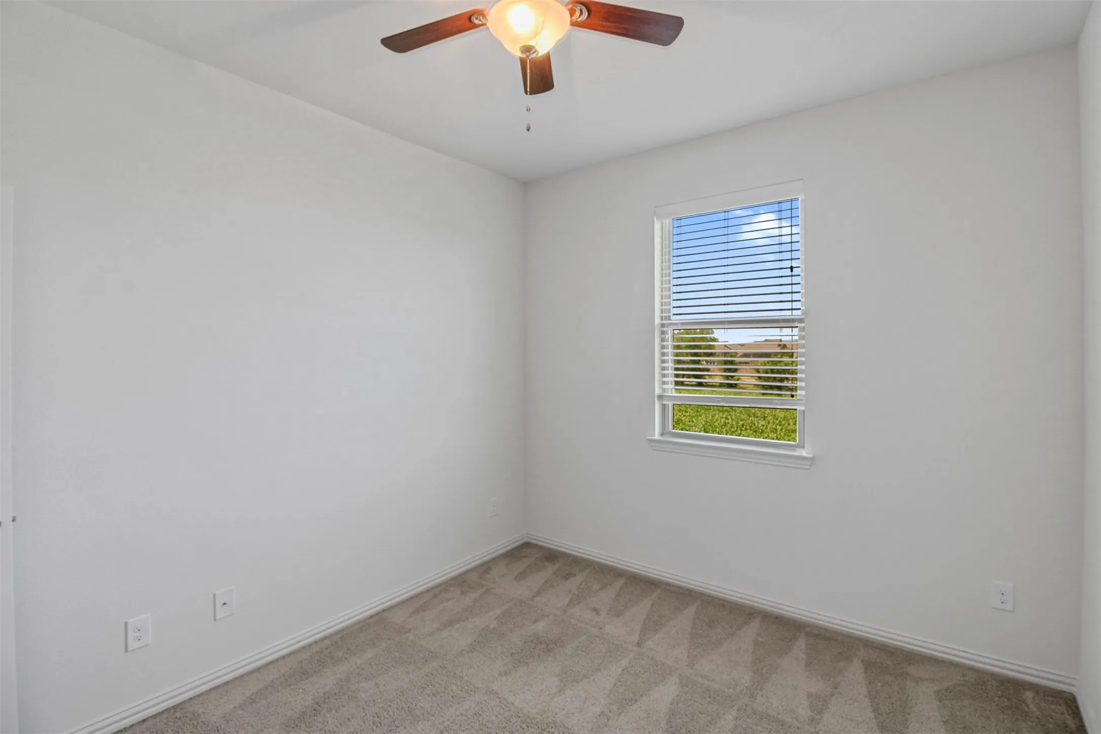 Townhouse For Rent in Collin County , 5208 Mcpherson Lane, Mc Kinney, Texas 75070, 3 Bedroom, 3 Bathroom, 2 Garage spaces, 1,695 Sqft, built in 2018, mls#21295531, Real Estate Agent in Mc Kinney, Homes For Rent in Collin county, Homes For Rent in Mc Kinney, Realtor in Mc Kinney Texas, Real Estate Brokerage Independent Realty Texas, Luminita Cordes Realtor