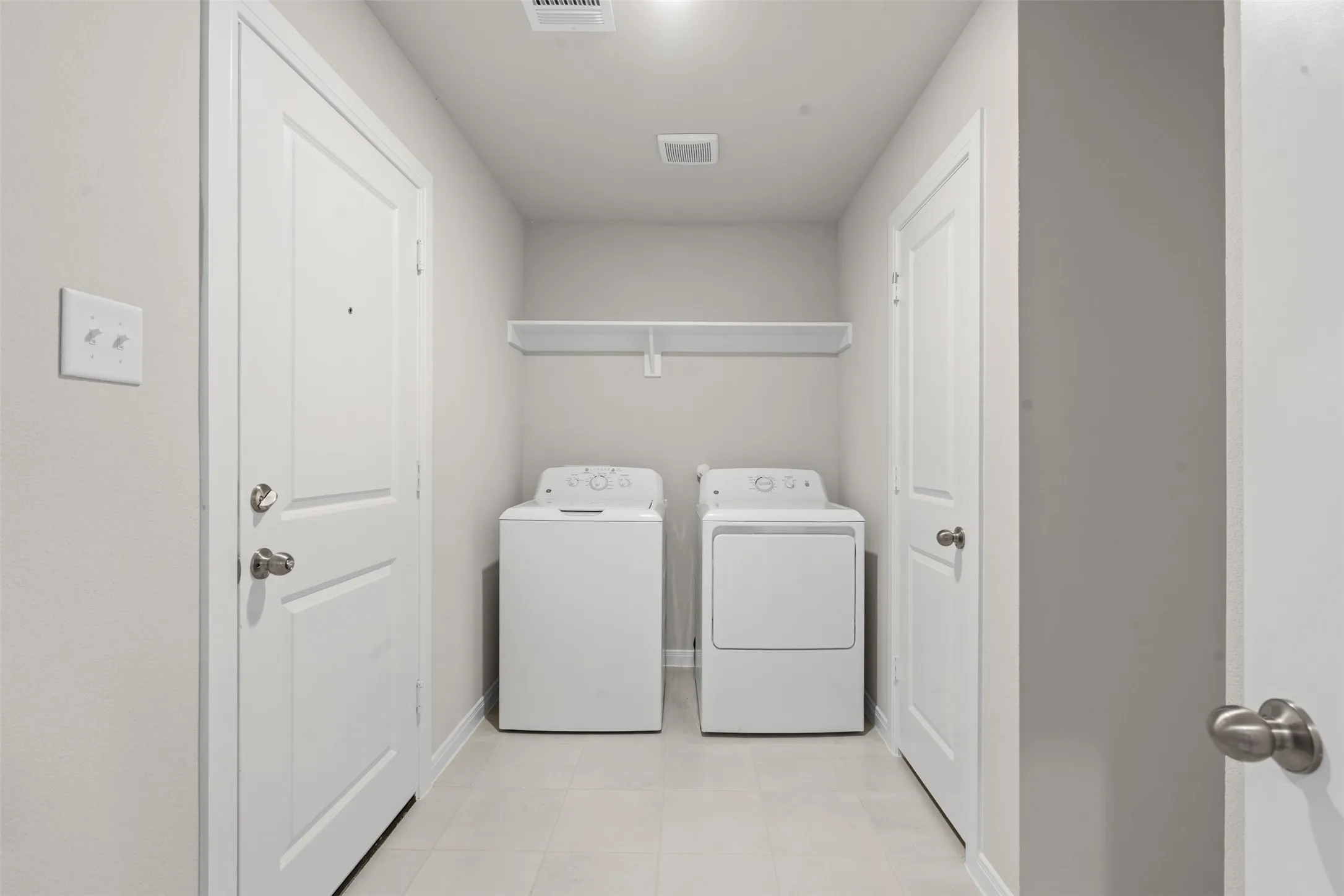 Single Family Residence For Rent in Denton County , 1440 Native Blooms Way, Justin, Texas 76247, 3 Bedroom, 2 Bathroom, 2 Garage spaces, 1,706 Sqft, built in 2026, mls#21295535, Real Estate Agent in Justin, Homes For Rent in Denton county, Homes For Rent in Justin, Realtor in Justin Texas, Real Estate Brokerage Independent Realty Texas, Luminita Cordes Realtor