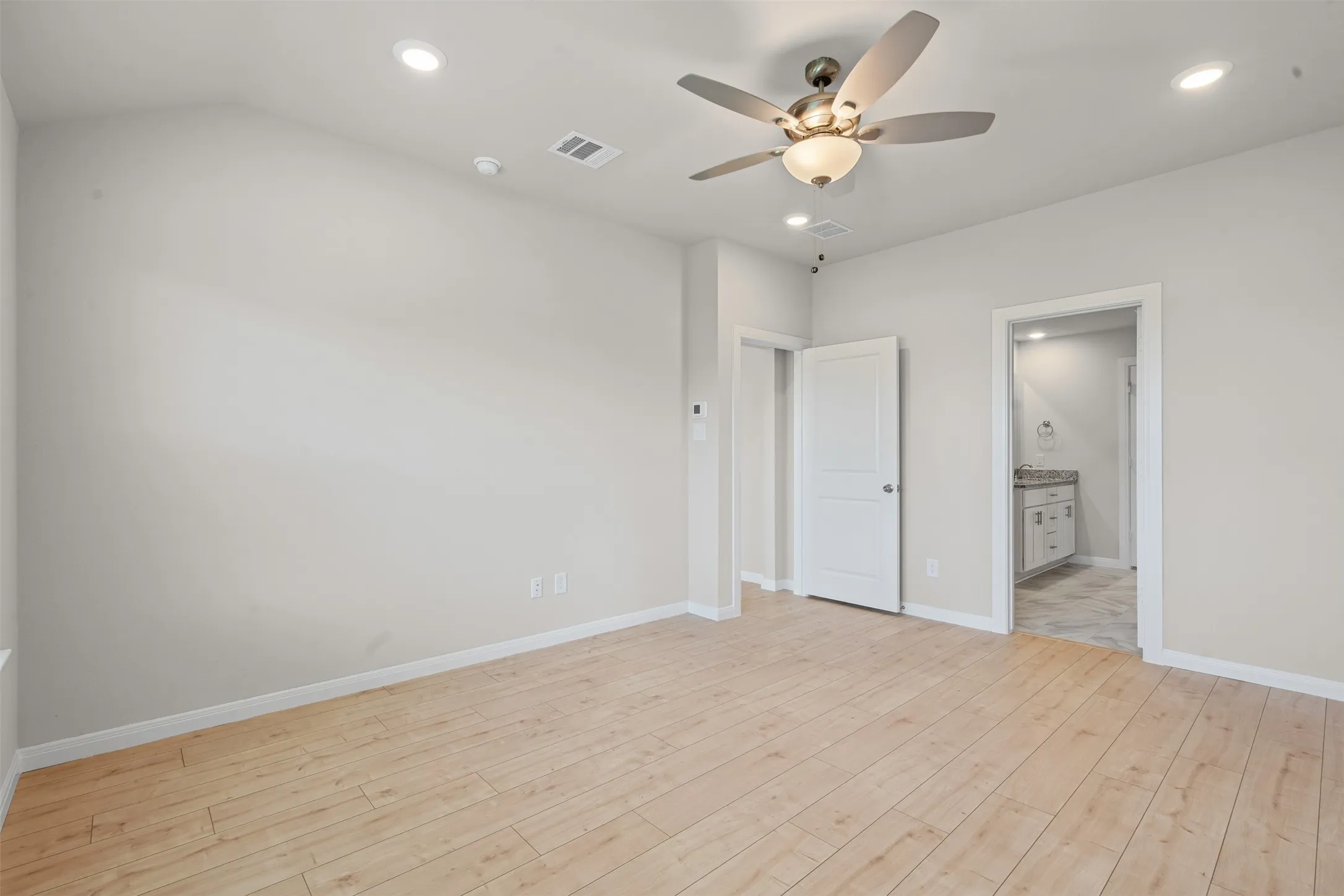 Single Family Residence For Rent in Denton County , 1440 Native Blooms Way, Justin, Texas 76247, 3 Bedroom, 2 Bathroom, 2 Garage spaces, 1,706 Sqft, built in 2026, mls#21295535, Real Estate Agent in Justin, Homes For Rent in Denton county, Homes For Rent in Justin, Realtor in Justin Texas, Real Estate Brokerage Independent Realty Texas, Luminita Cordes Realtor
