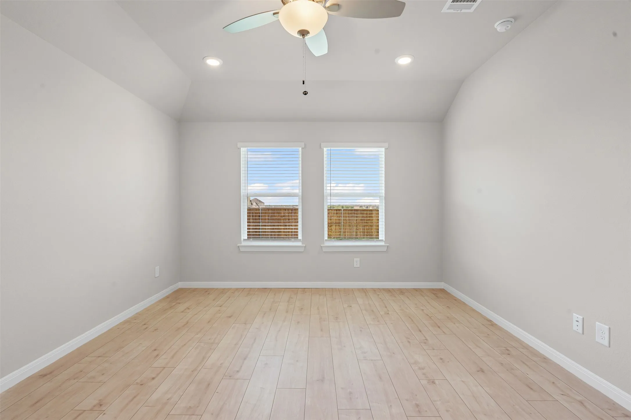 Single Family Residence For Rent in Denton County , 1440 Native Blooms Way, Justin, Texas 76247, 3 Bedroom, 2 Bathroom, 2 Garage spaces, 1,706 Sqft, built in 2026, mls#21295535, Real Estate Agent in Justin, Homes For Rent in Denton county, Homes For Rent in Justin, Realtor in Justin Texas, Real Estate Brokerage Independent Realty Texas, Luminita Cordes Realtor