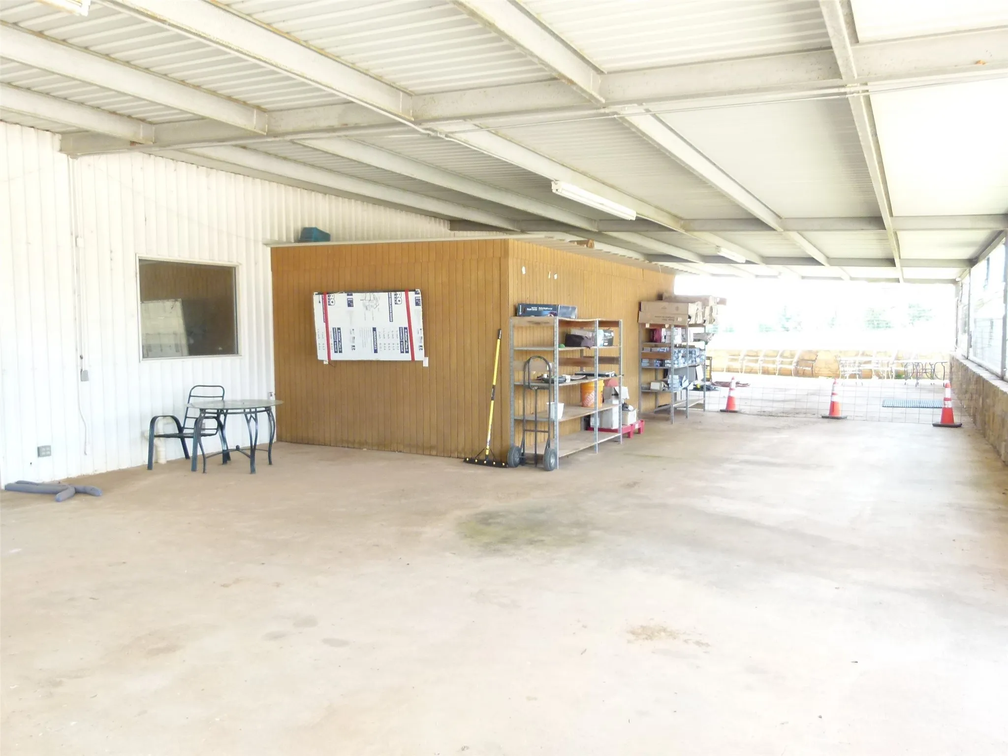 Retail For Sale in Brown County , 4985 Park Road 15, Brownwood, Texas 76801, 0, 0, Garage spaces, 0 Sqft, built in 1980, mls#21295505, Real Estate Agent in Brownwood, Homes For Sale in Brown county, Homes For Sale in Brownwood, Realtor in Brownwood Texas, Real Estate Brokerage Independent Realty Texas, Luminita Cordes Realtor