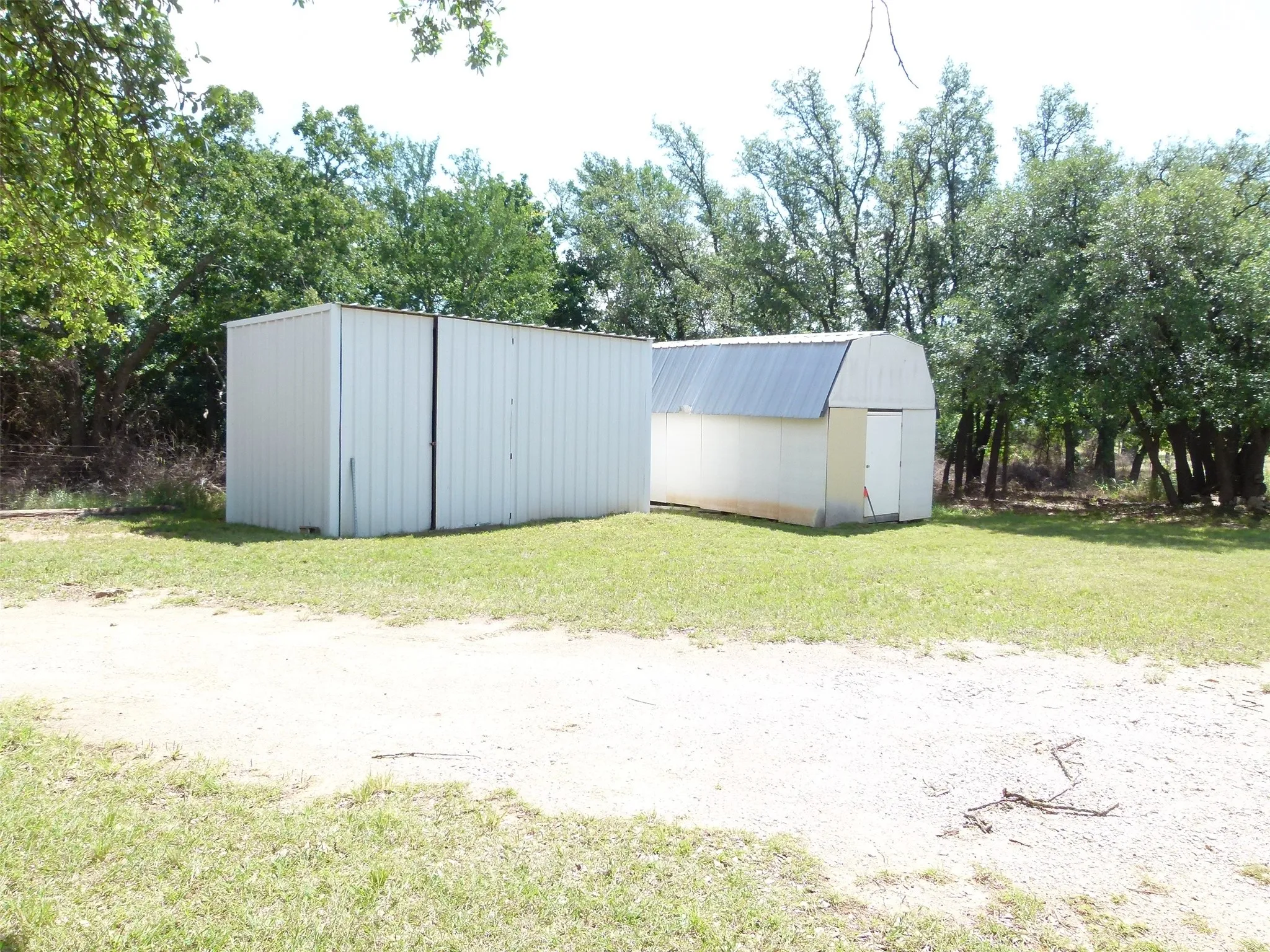 Retail For Sale in Brown County , 4985 Park Road 15, Brownwood, Texas 76801, 0, 0, Garage spaces, 0 Sqft, built in 1980, mls#21295505, Real Estate Agent in Brownwood, Homes For Sale in Brown county, Homes For Sale in Brownwood, Realtor in Brownwood Texas, Real Estate Brokerage Independent Realty Texas, Luminita Cordes Realtor