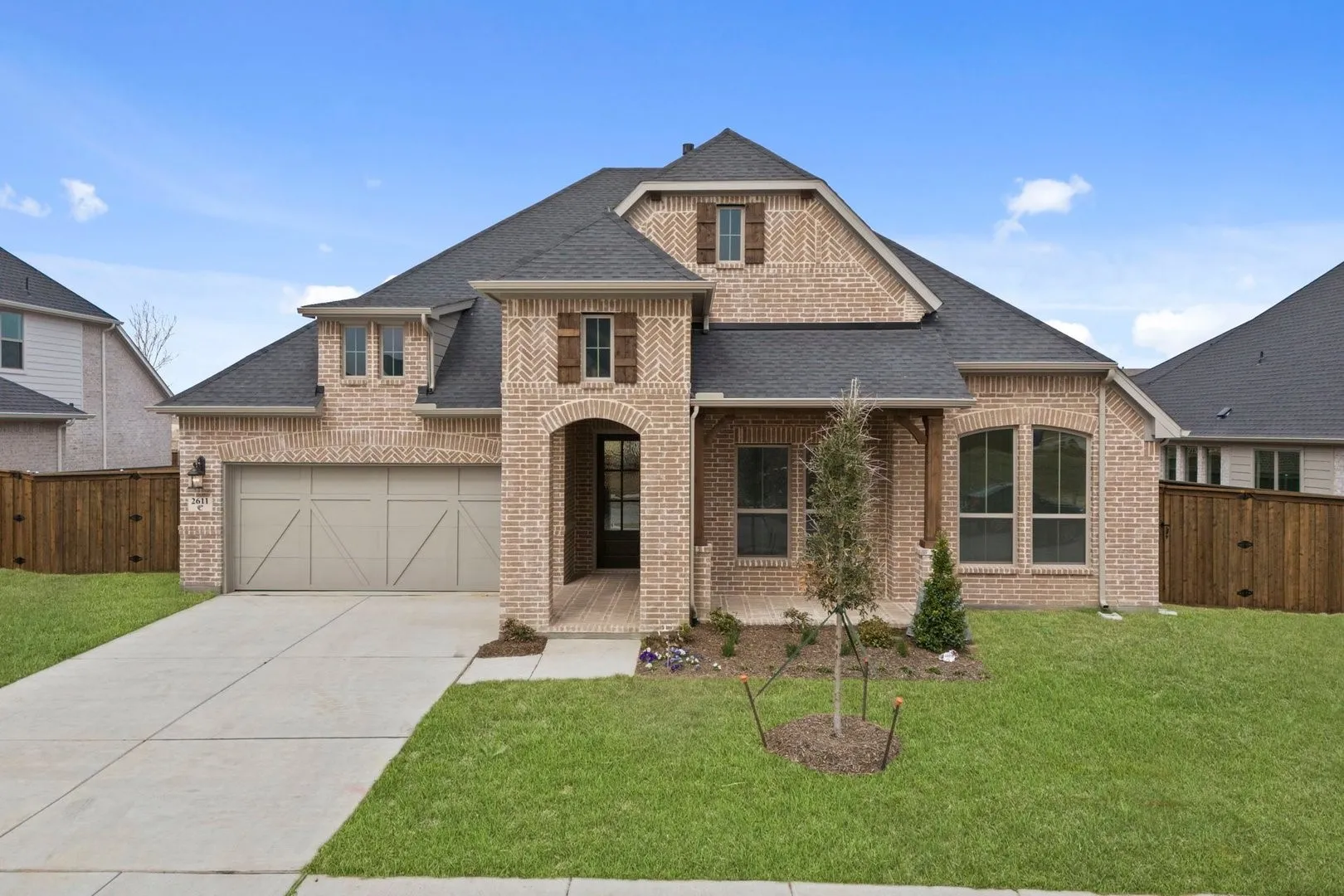 DAL_South Pointe_Gorman_2611 Brazos Dr (2)