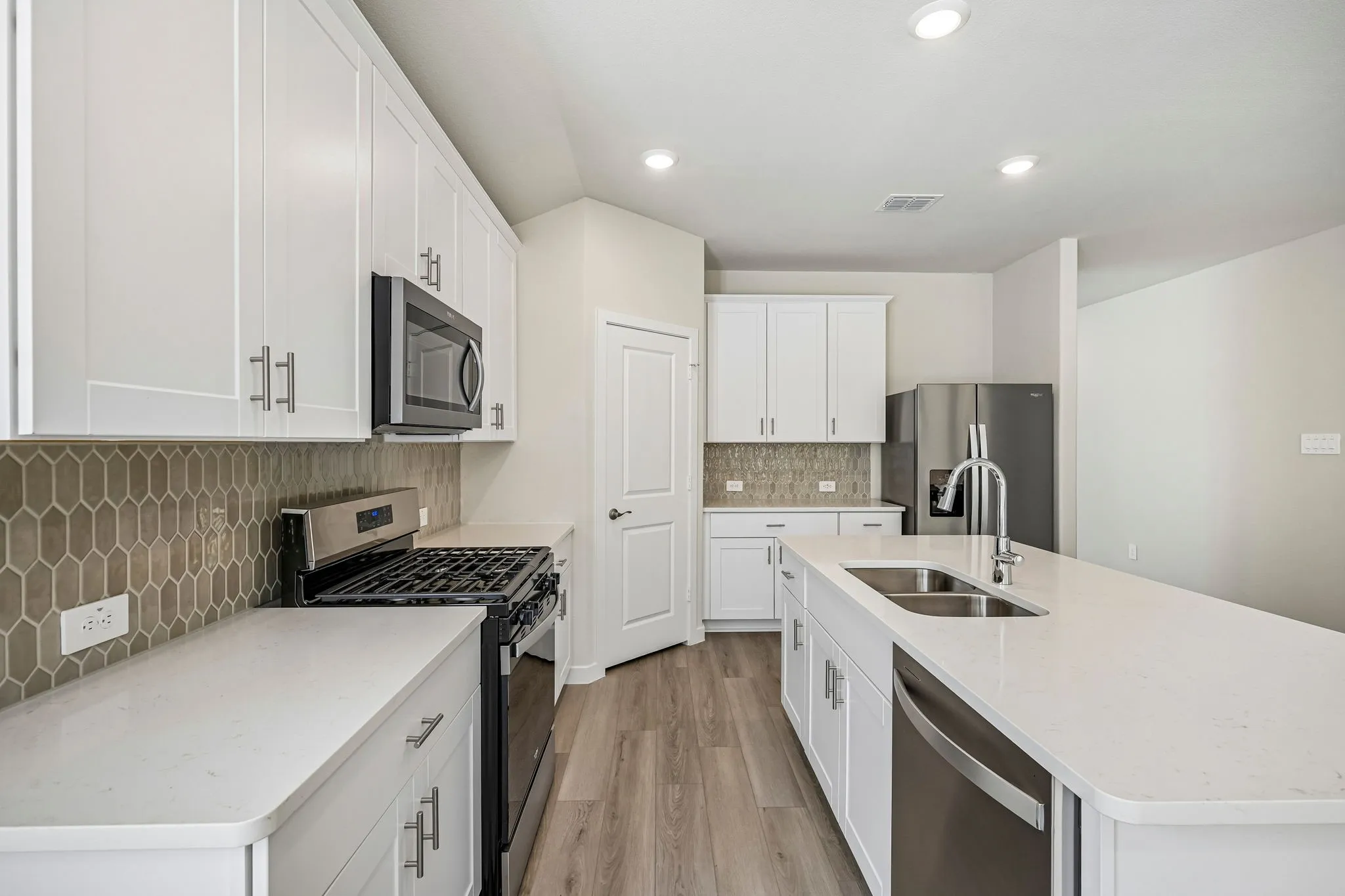 Single Family Residence For Sale in Collin County , 1533 Shenandoah Trail, Anna, Texas 75409, 4 Bedroom, 3 Bathroom, 3 Garage spaces, 2,260 Sqft, built in 2026, mls#21292721, Real Estate Agent in Anna, Homes For Sale in Collin county, Homes For Sale in Anna, Realtor in Anna Texas, Real Estate Brokerage Independent Realty Texas, Luminita Cordes Realtor