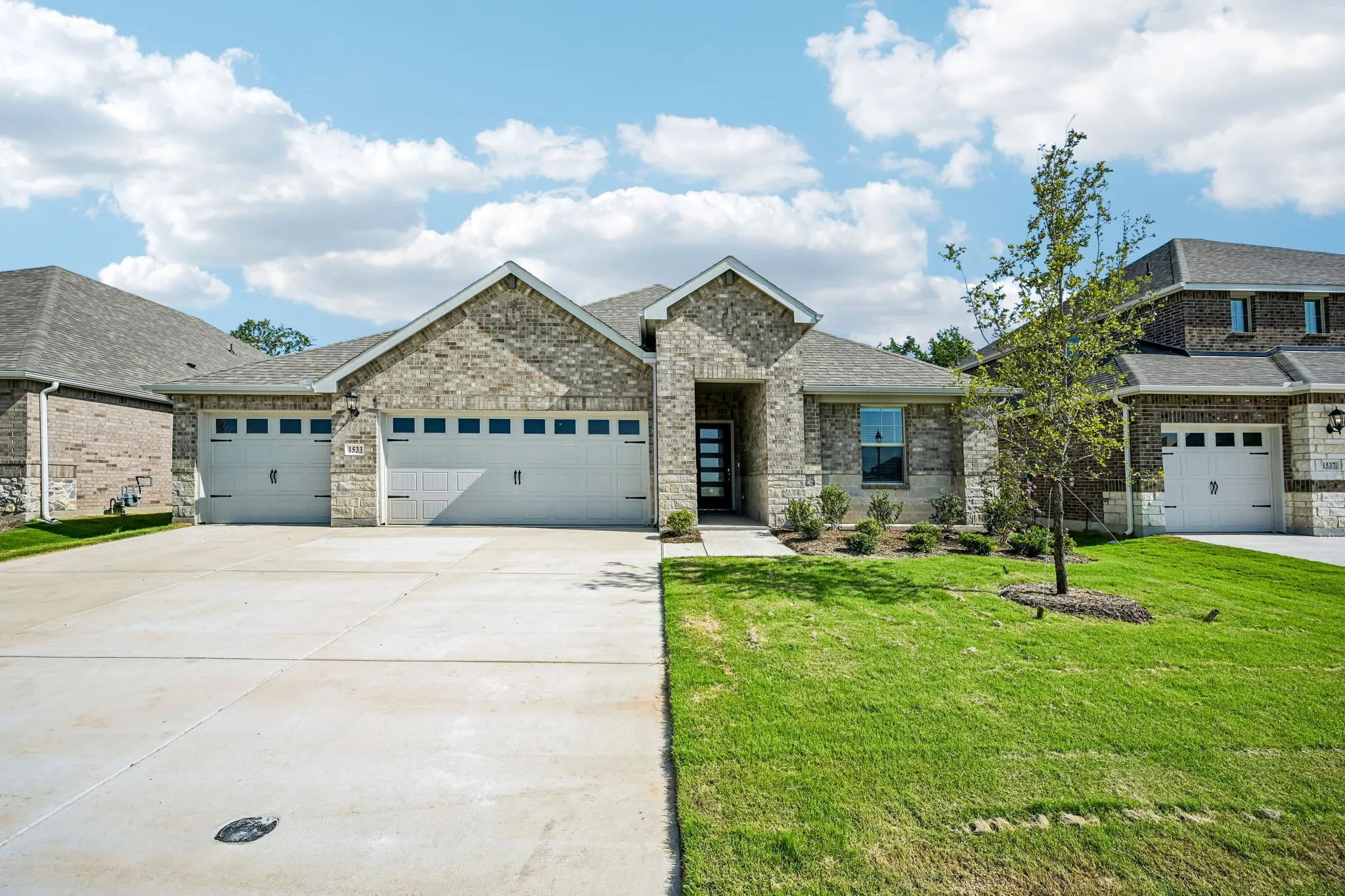 Single Family Residence For Sale in Collin County , 1533 Shenandoah Trail, Anna, Texas 75409, 4 Bedroom, 3 Bathroom, 3 Garage spaces, 2,260 Sqft, built in 2026, mls#21292721, Real Estate Agent in Anna, Homes For Sale in Collin county, Homes For Sale in Anna, Realtor in Anna Texas, Real Estate Brokerage Independent Realty Texas, Luminita Cordes Realtor