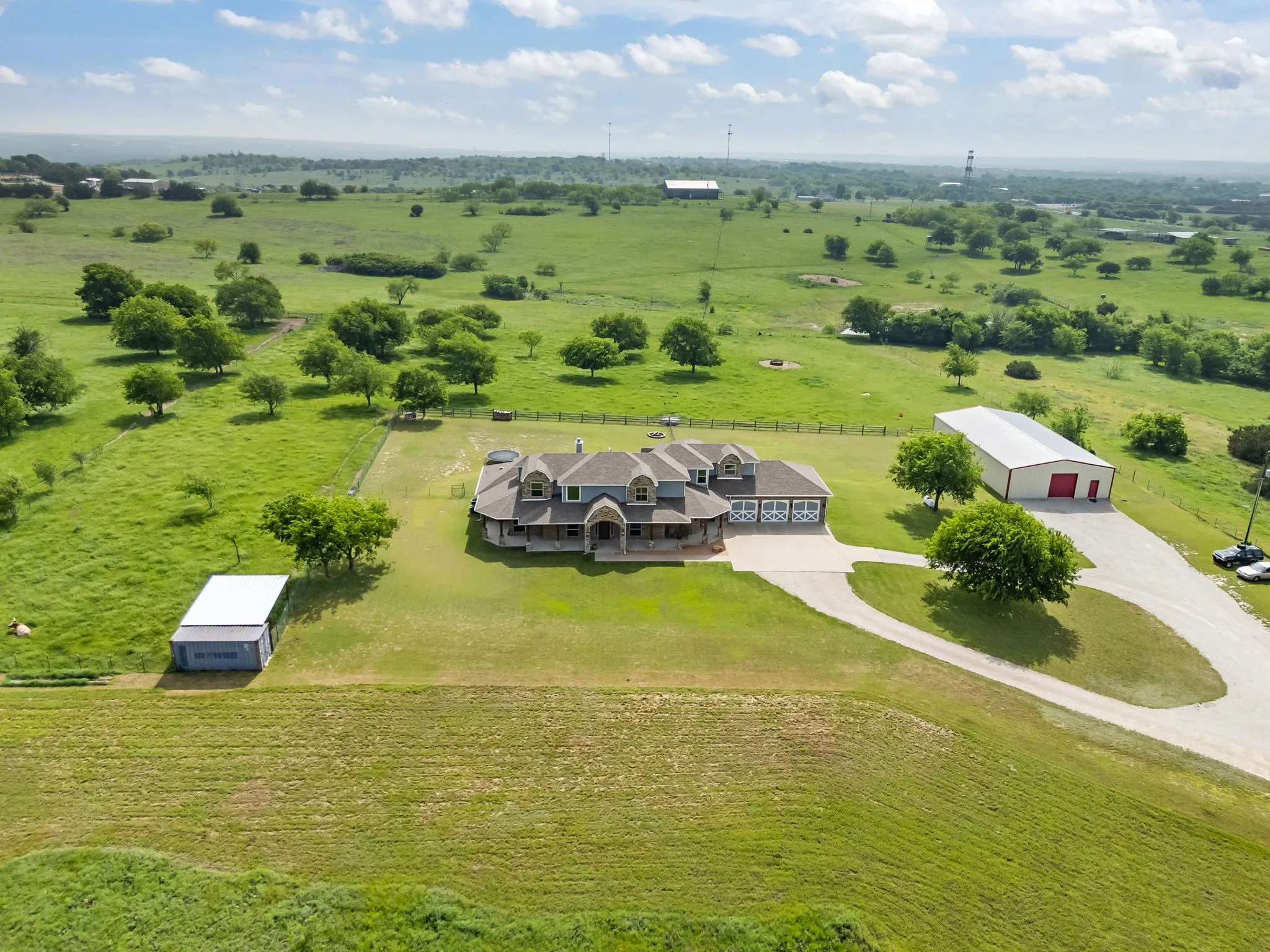 Single Family Residence For Sale in Parker County , 4747 Kelly Road, Aledo, Texas 76008, 4 Bedrooms, 6 Bathrooms, 3 Garage spaces, 4,155 Sqft, built in 2012, Price $2,300,000, mls#21256387, Real Estate Agent in Aledo, Homes For Sale in Parker county, Homes For Sale in Aledo, Realtor in Aledo Texas, Real Estate Brokerage Independent Realty Texas, Luminita Cordes Realtor