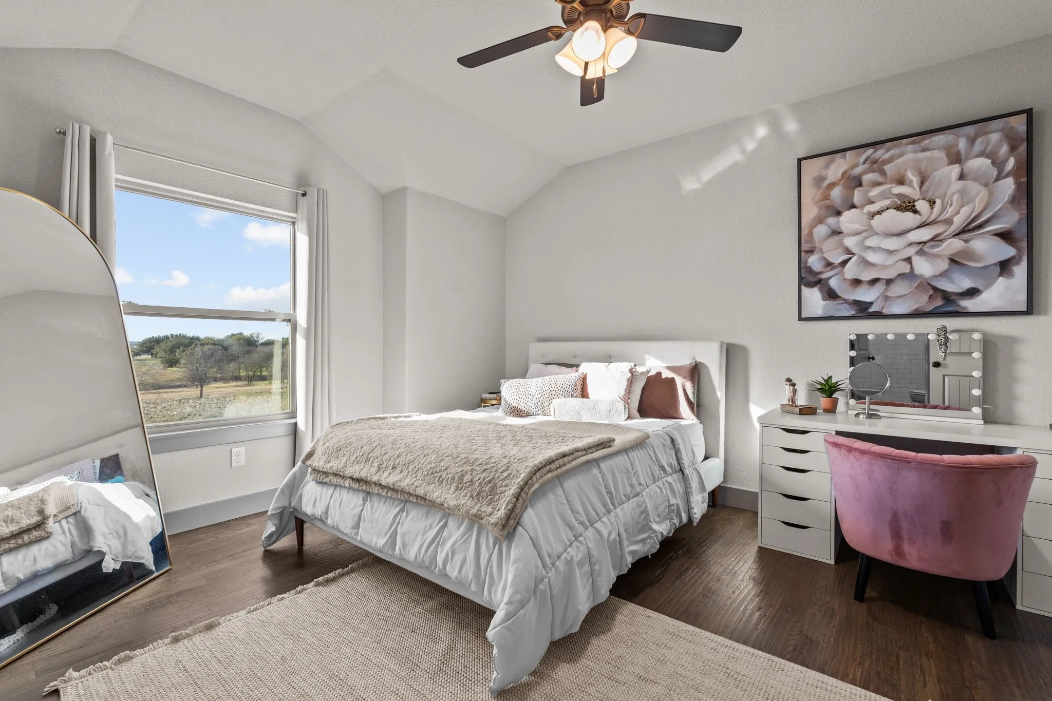 Single Family Residence For Sale in Parker County , 4747 Kelly Road, Aledo, Texas 76008, 4 Bedrooms, 6 Bathrooms, 3 Garage spaces, 4,155 Sqft, built in 2012, Price $2,300,000, mls#21256387, Real Estate Agent in Aledo, Homes For Sale in Parker county, Homes For Sale in Aledo, Realtor in Aledo Texas, Real Estate Brokerage Independent Realty Texas, Luminita Cordes Realtor
