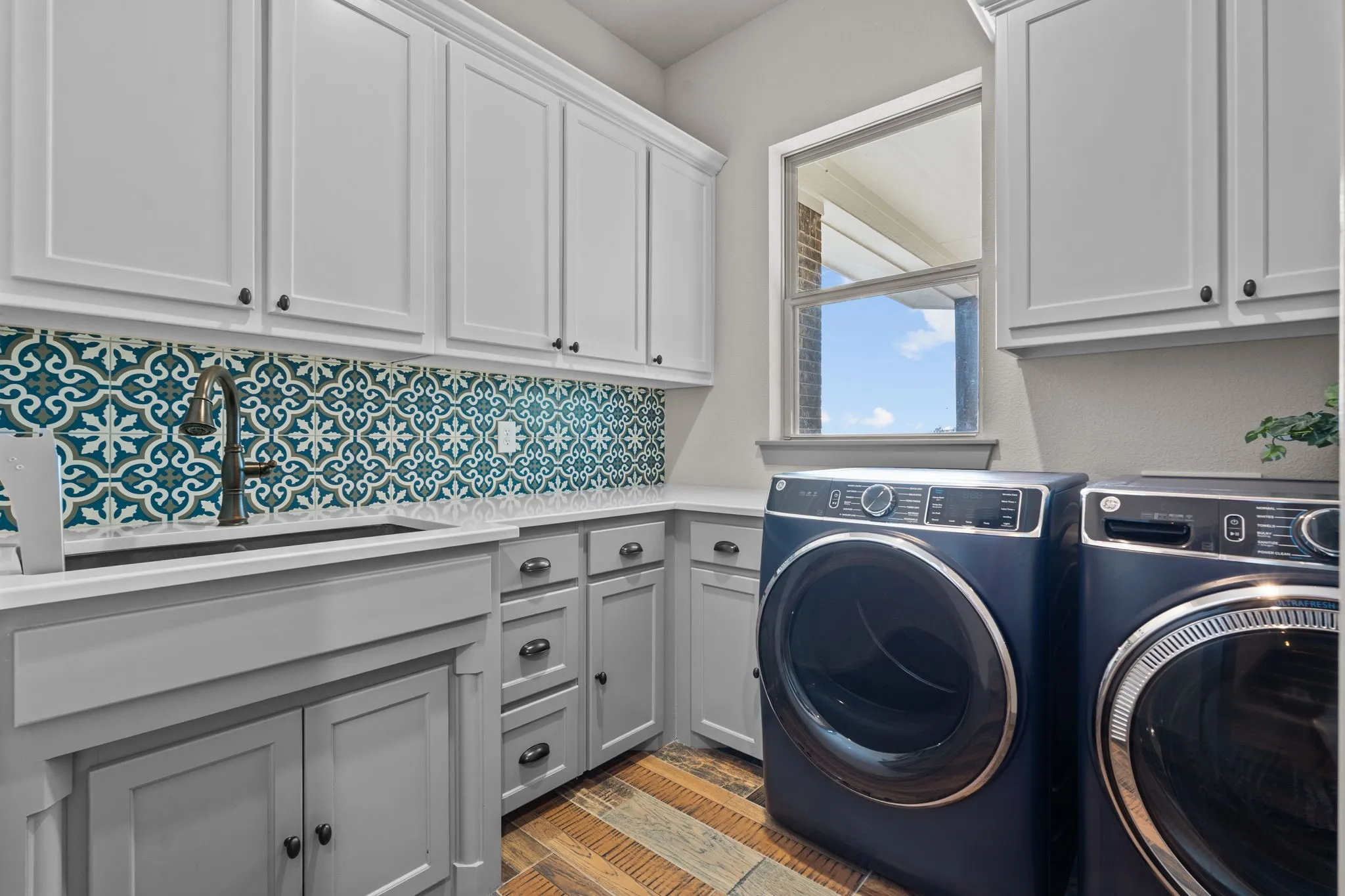 Single Family Residence For Sale in Parker County , 4747 Kelly Road, Aledo, Texas 76008, 4 Bedrooms, 6 Bathrooms, 3 Garage spaces, 4,155 Sqft, built in 2012, Price $2,300,000, mls#21256387, Real Estate Agent in Aledo, Homes For Sale in Parker county, Homes For Sale in Aledo, Realtor in Aledo Texas, Real Estate Brokerage Independent Realty Texas, Luminita Cordes Realtor