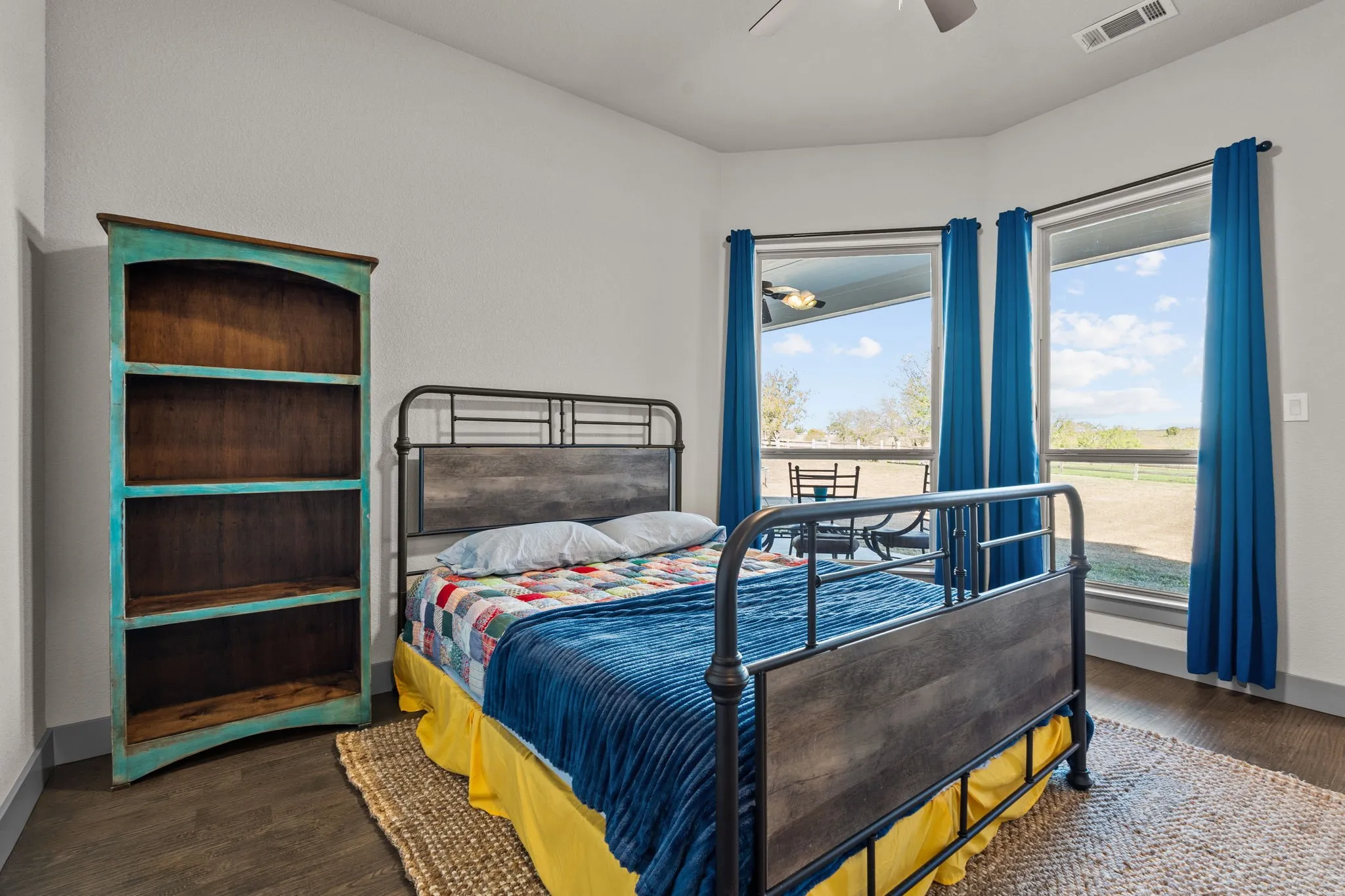 Single Family Residence For Sale in Parker County , 4747 Kelly Road, Aledo, Texas 76008, 4 Bedrooms, 6 Bathrooms, 3 Garage spaces, 4,155 Sqft, built in 2012, Price $2,300,000, mls#21256387, Real Estate Agent in Aledo, Homes For Sale in Parker county, Homes For Sale in Aledo, Realtor in Aledo Texas, Real Estate Brokerage Independent Realty Texas, Luminita Cordes Realtor