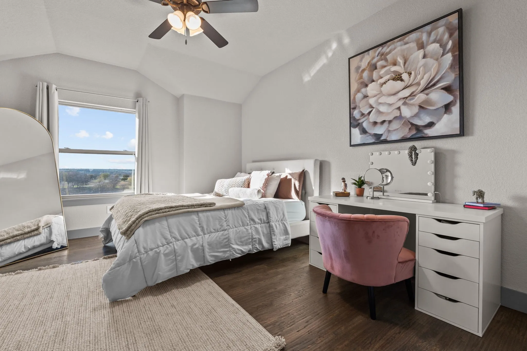 Single Family Residence For Sale in Parker County , 4747 Kelly Road, Aledo, Texas 76008, 4 Bedrooms, 6 Bathrooms, 3 Garage spaces, 4,155 Sqft, built in 2012, Price $2,300,000, mls#21256387, Real Estate Agent in Aledo, Homes For Sale in Parker county, Homes For Sale in Aledo, Realtor in Aledo Texas, Real Estate Brokerage Independent Realty Texas, Luminita Cordes Realtor
