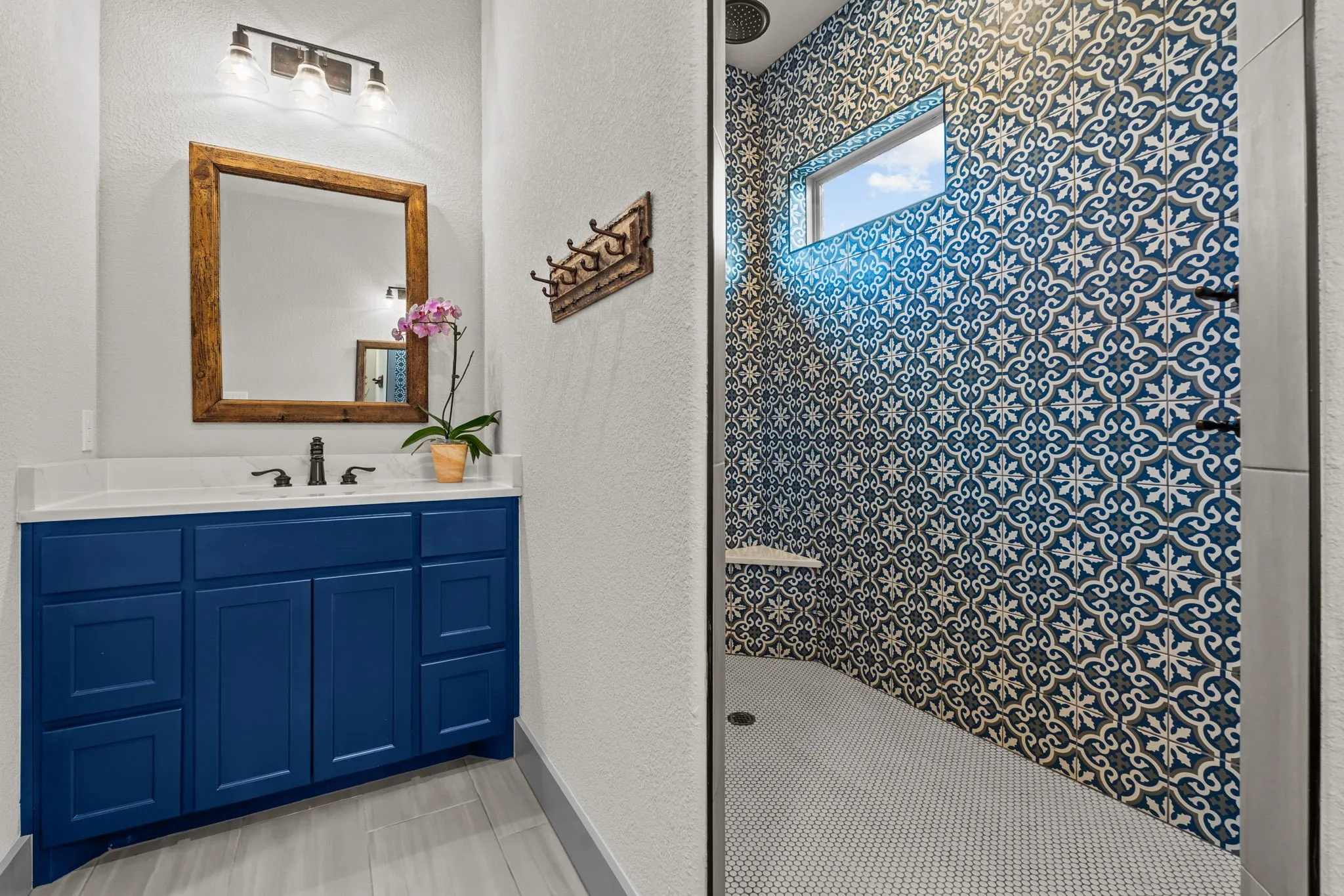 Single Family Residence For Sale in Parker County , 4747 Kelly Road, Aledo, Texas 76008, 4 Bedrooms, 6 Bathrooms, 3 Garage spaces, 4,155 Sqft, built in 2012, Price $2,300,000, mls#21256387, Real Estate Agent in Aledo, Homes For Sale in Parker county, Homes For Sale in Aledo, Realtor in Aledo Texas, Real Estate Brokerage Independent Realty Texas, Luminita Cordes Realtor