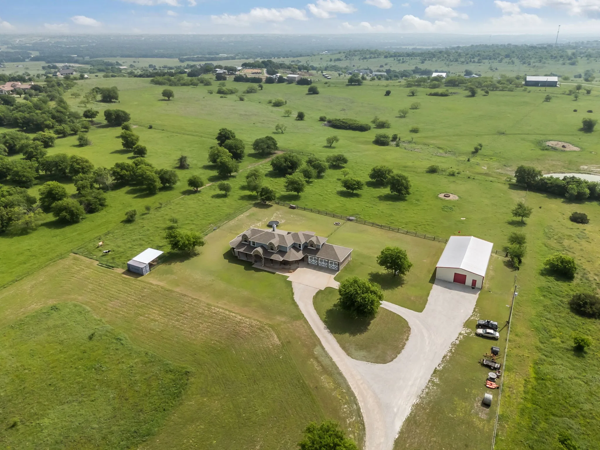 Single Family Residence For Sale in Parker County , 4747 Kelly Road, Aledo, Texas 76008, 4 Bedrooms, 6 Bathrooms, 3 Garage spaces, 4,155 Sqft, built in 2012, Price $2,300,000, mls#21256387, Real Estate Agent in Aledo, Homes For Sale in Parker county, Homes For Sale in Aledo, Realtor in Aledo Texas, Real Estate Brokerage Independent Realty Texas, Luminita Cordes Realtor