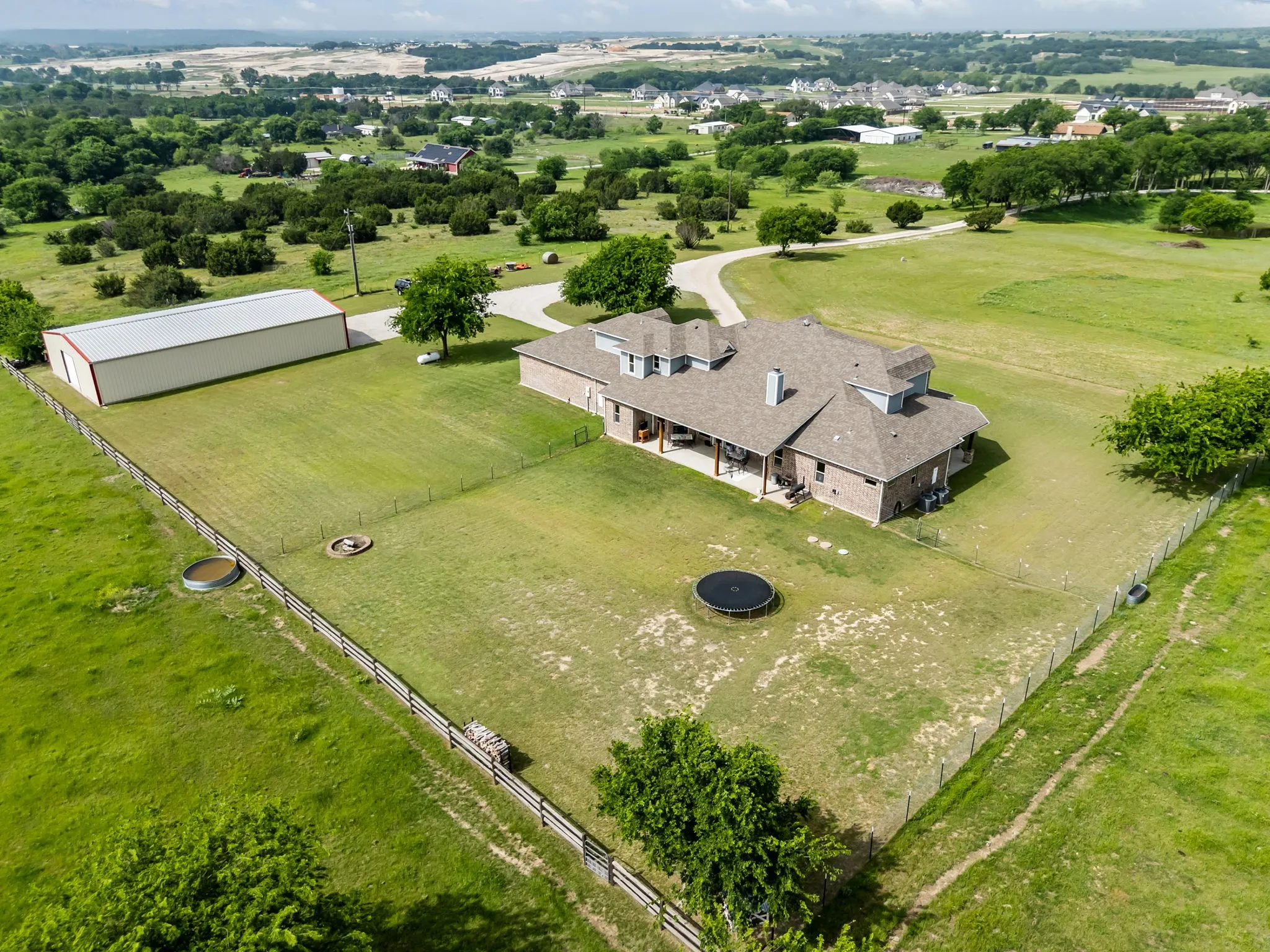 Single Family Residence For Sale in Parker County , 4747 Kelly Road, Aledo, Texas 76008, 4 Bedrooms, 6 Bathrooms, 3 Garage spaces, 4,155 Sqft, built in 2012, Price $2,300,000, mls#21256387, Real Estate Agent in Aledo, Homes For Sale in Parker county, Homes For Sale in Aledo, Realtor in Aledo Texas, Real Estate Brokerage Independent Realty Texas, Luminita Cordes Realtor